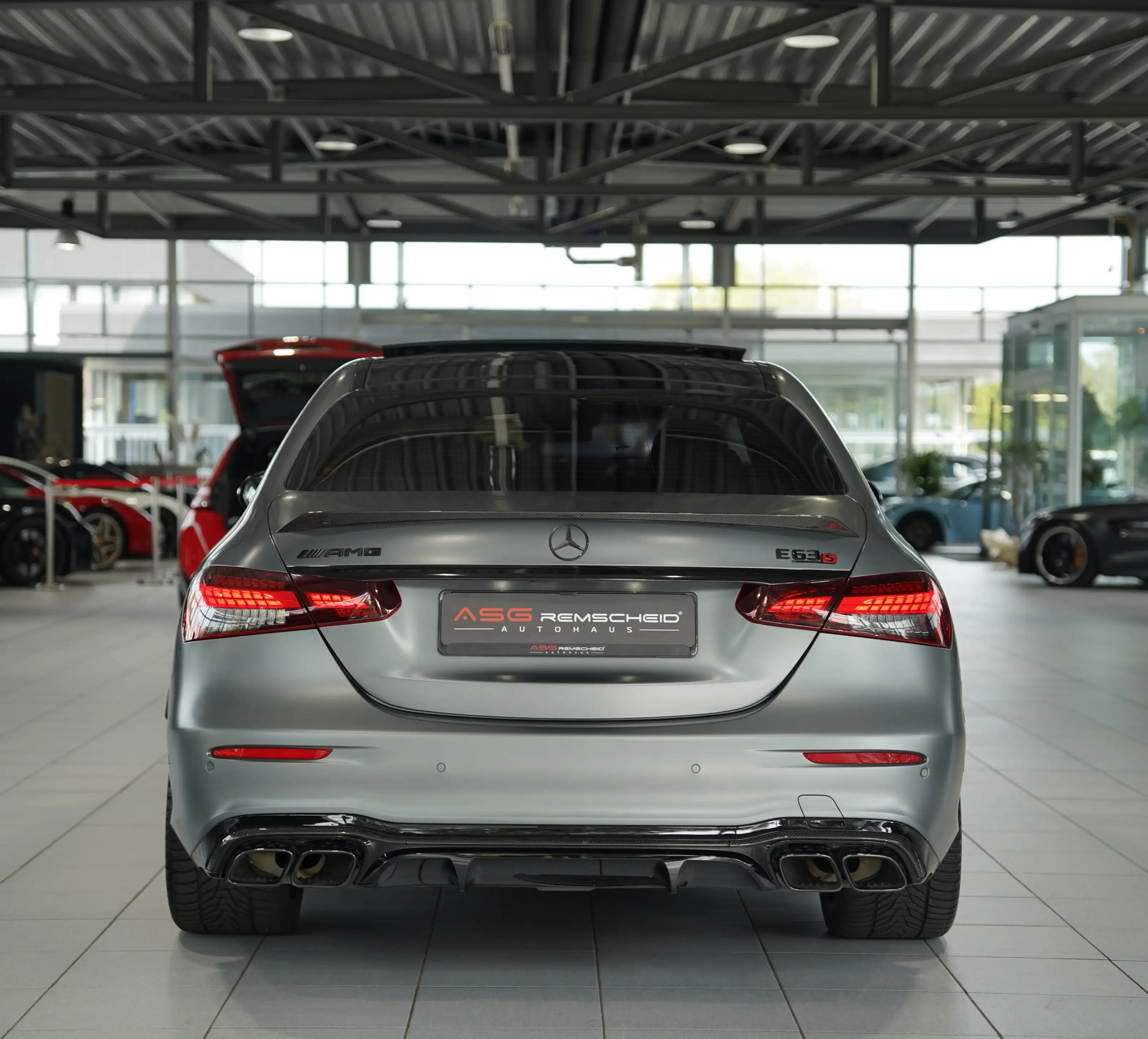 Mercedes-Benz E 63 AMG S 4M+ Limousine *Schale *Perf-AGA *Pano — photo 7
