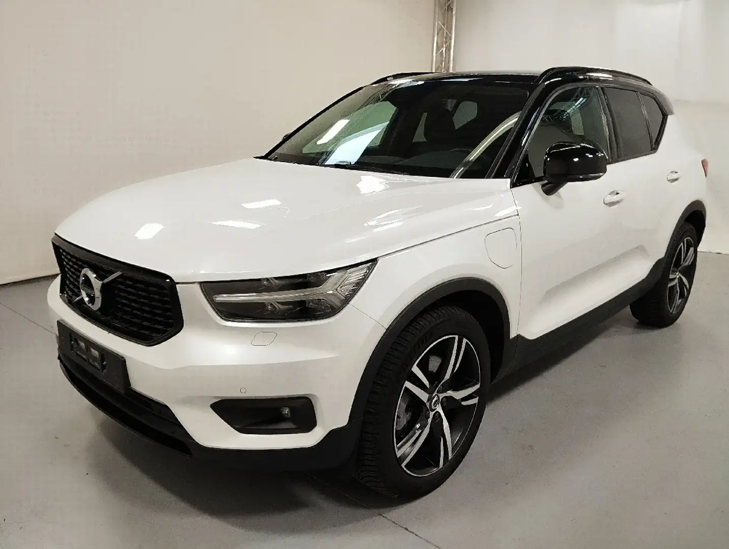 Volvo XC40 Recharge T5 R-Design Expression Blanco - 2