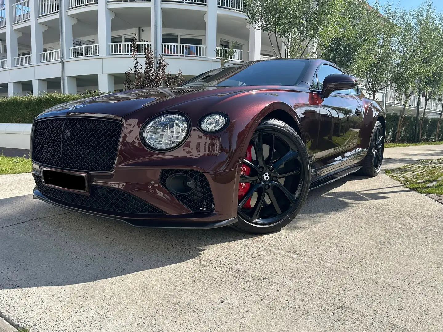 Bentley Continental GT V8 Carbon Pack Rood - 1