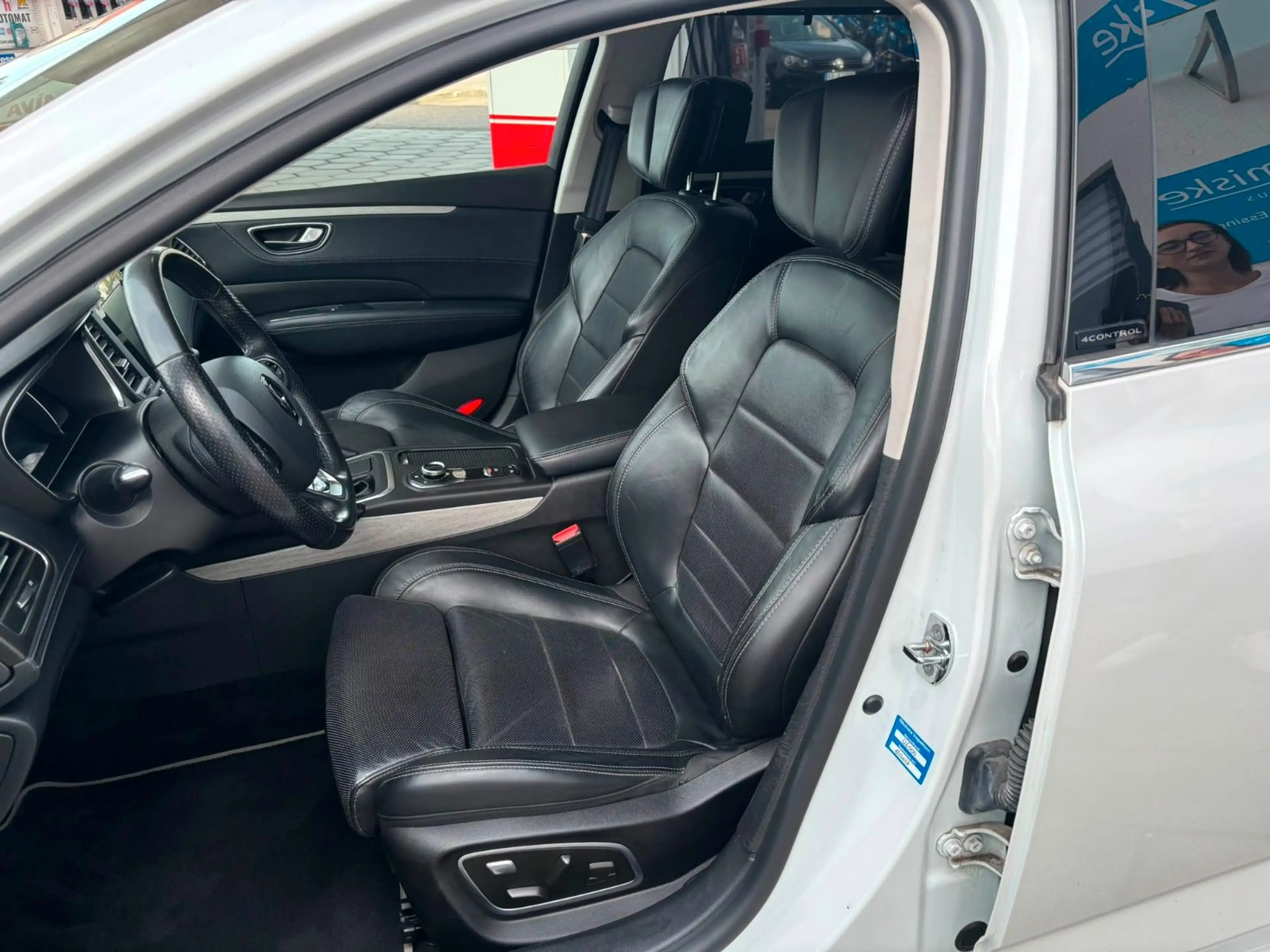 Renault Talisman Grandtour Initiale Paris — photo 10