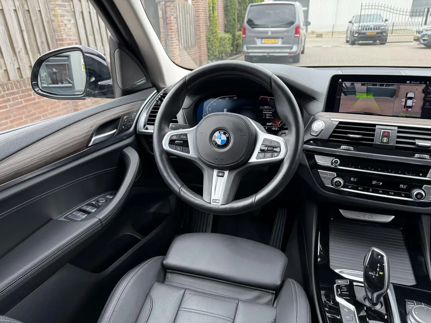 BMW X3 xDrive30i High Exec Luxury Zwart - 2