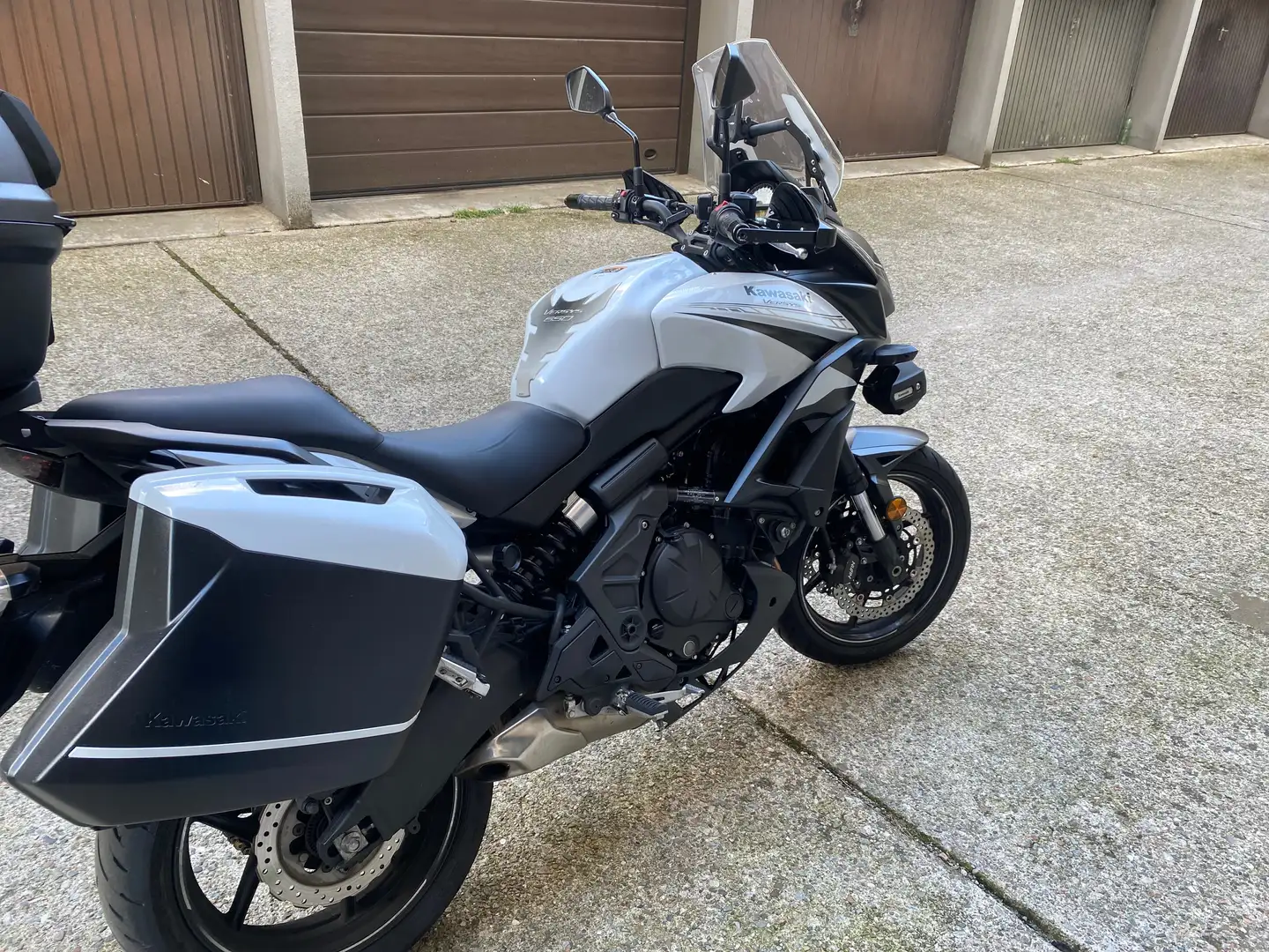 Kawasaki Versys 650 Grand tourer plus Bianco - 1