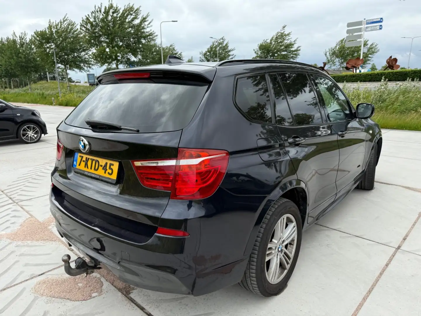 BMW X3 xDrive35i M-Sport High Exec. Motorprobleem Nero - 2