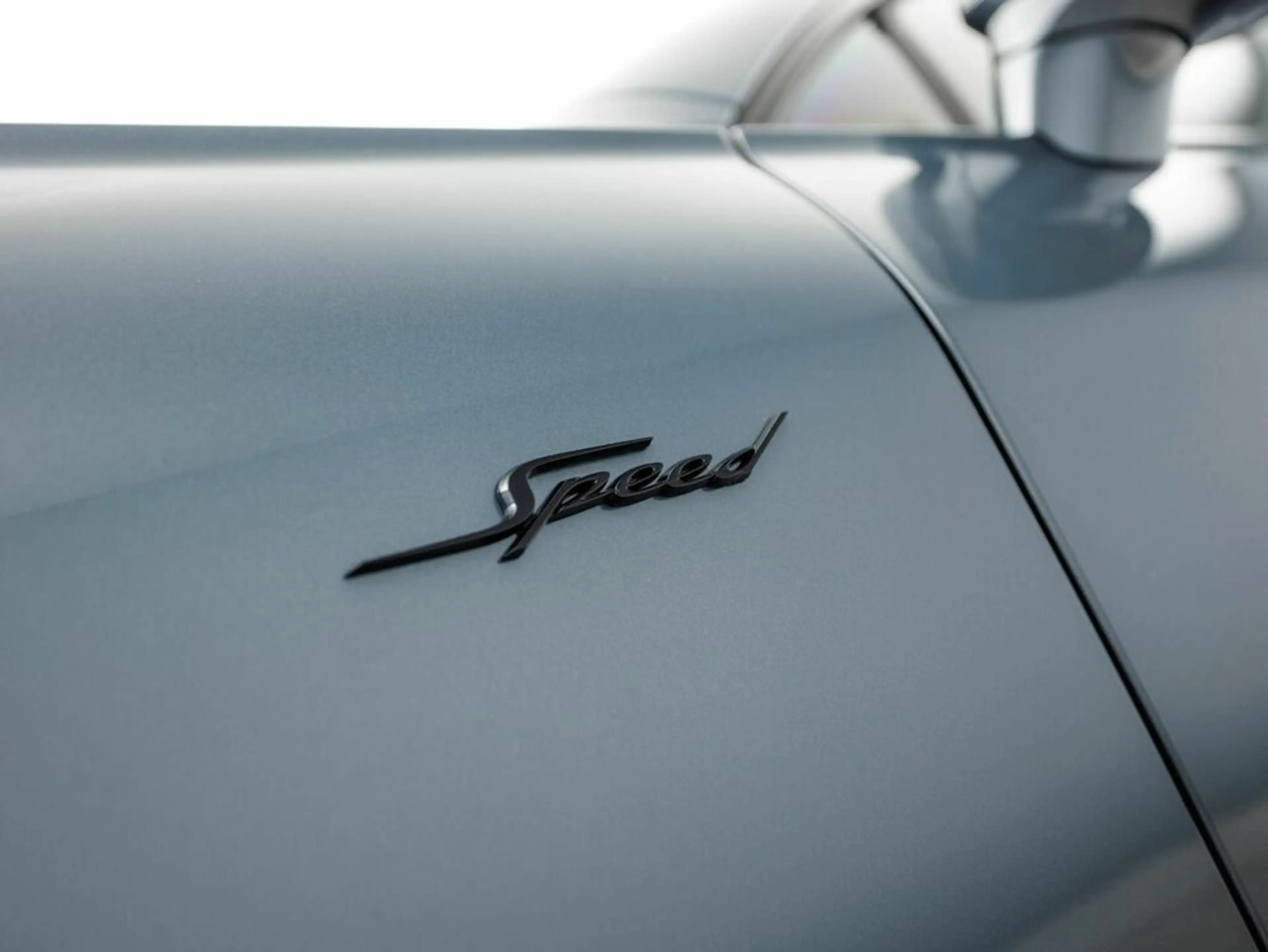 Bentley Continental GT Speed V8 Hybrid — photo 10