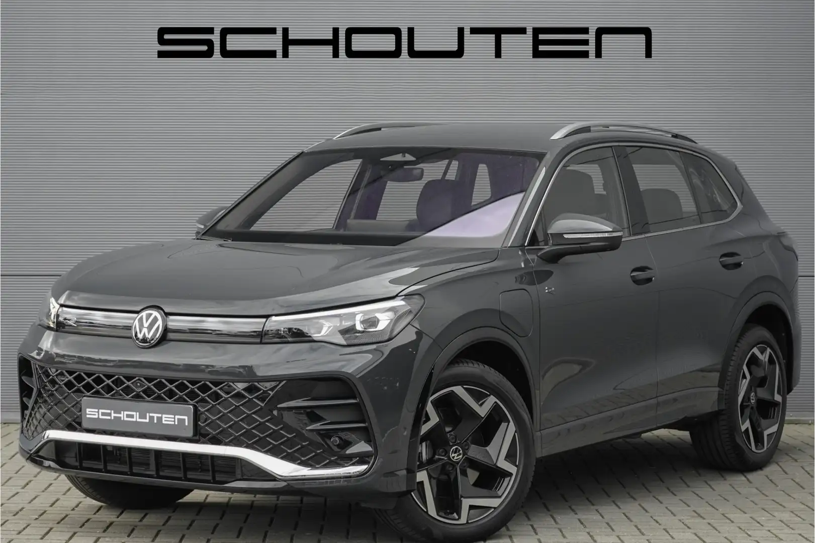 Volkswagen Tiguan 1.5 eHybrid R-Line HUD Leder 360° Stoelmassage Grijs - 1