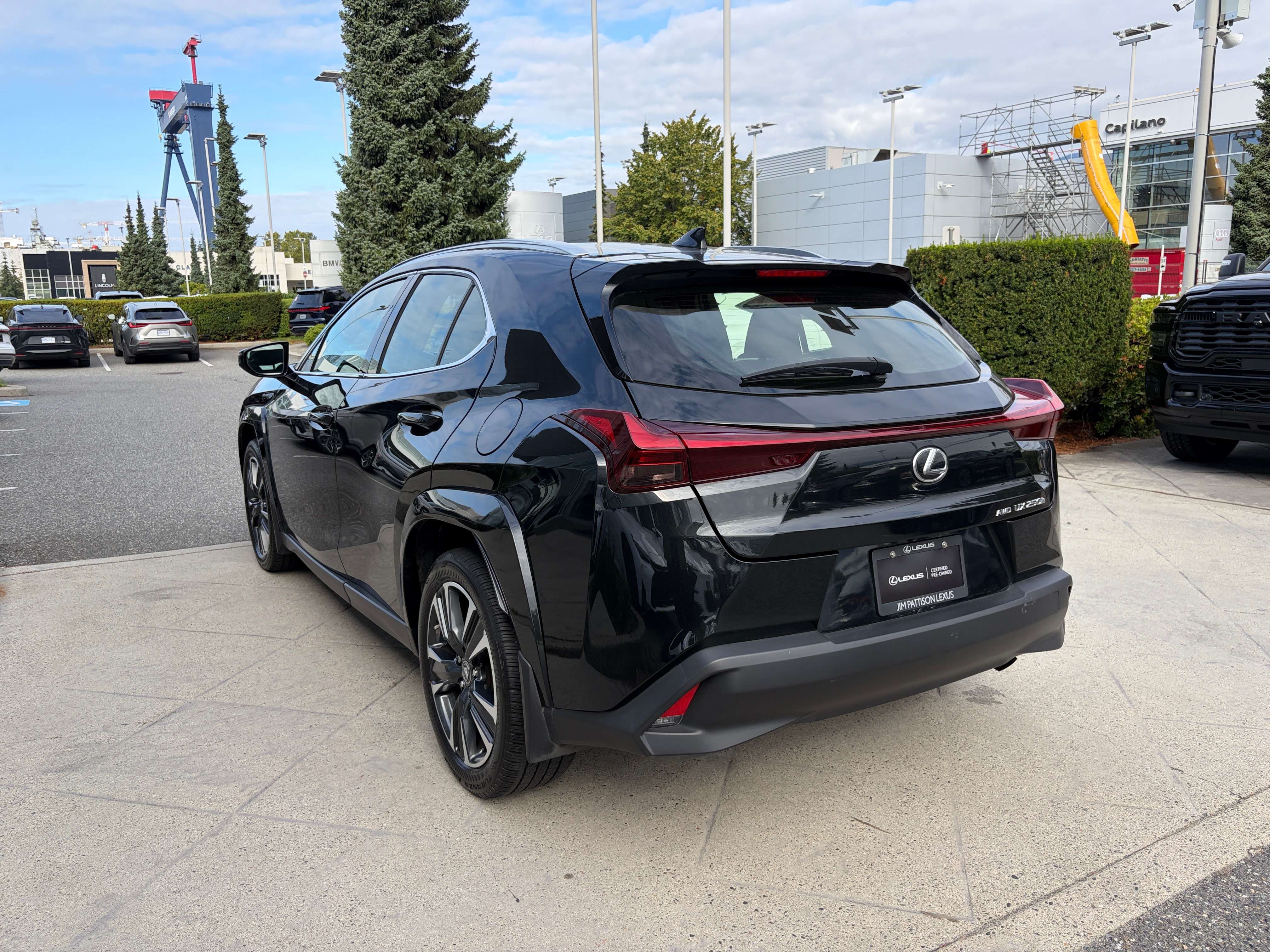 2023 Lexus UX