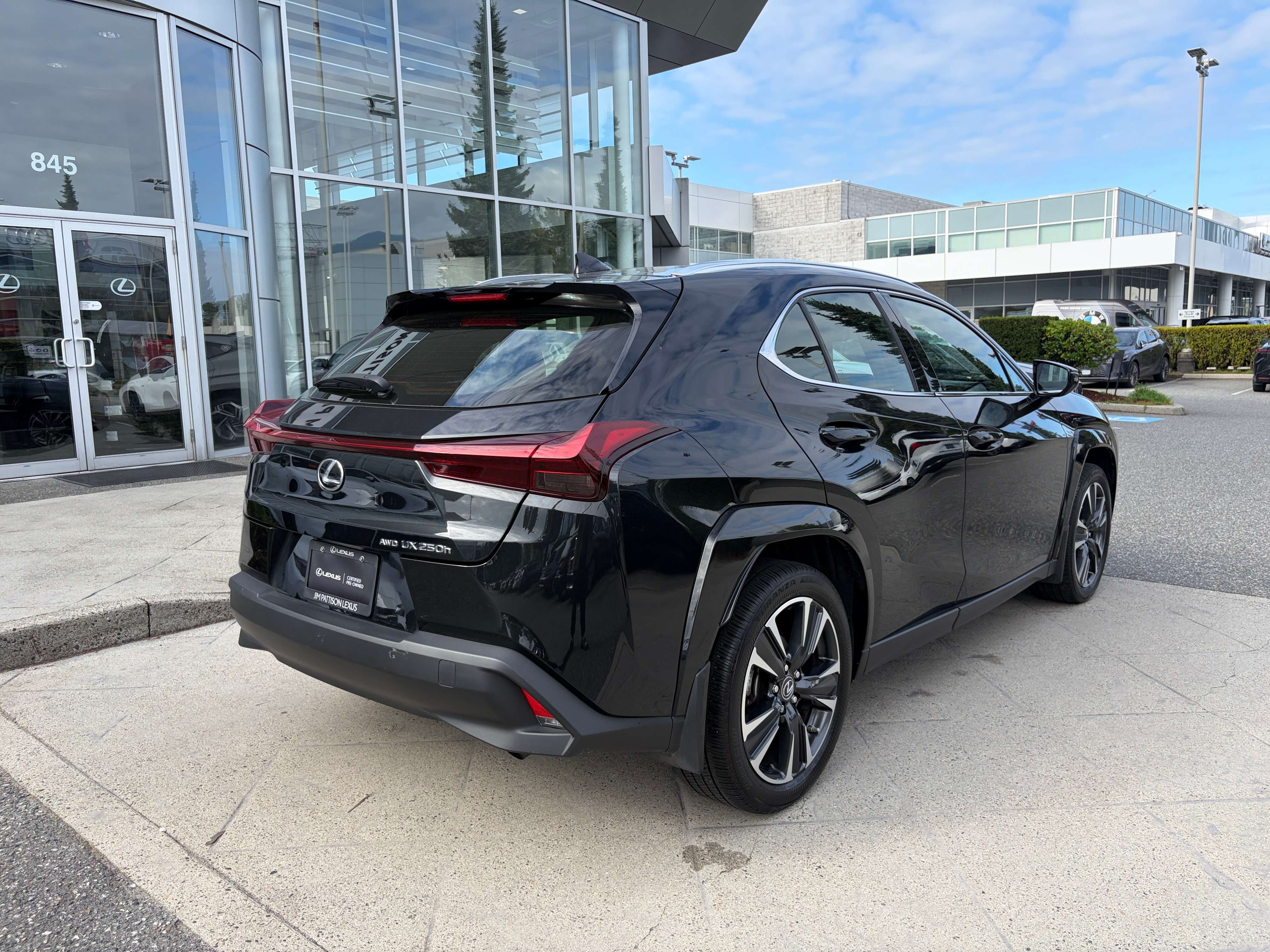 2023 Lexus UX