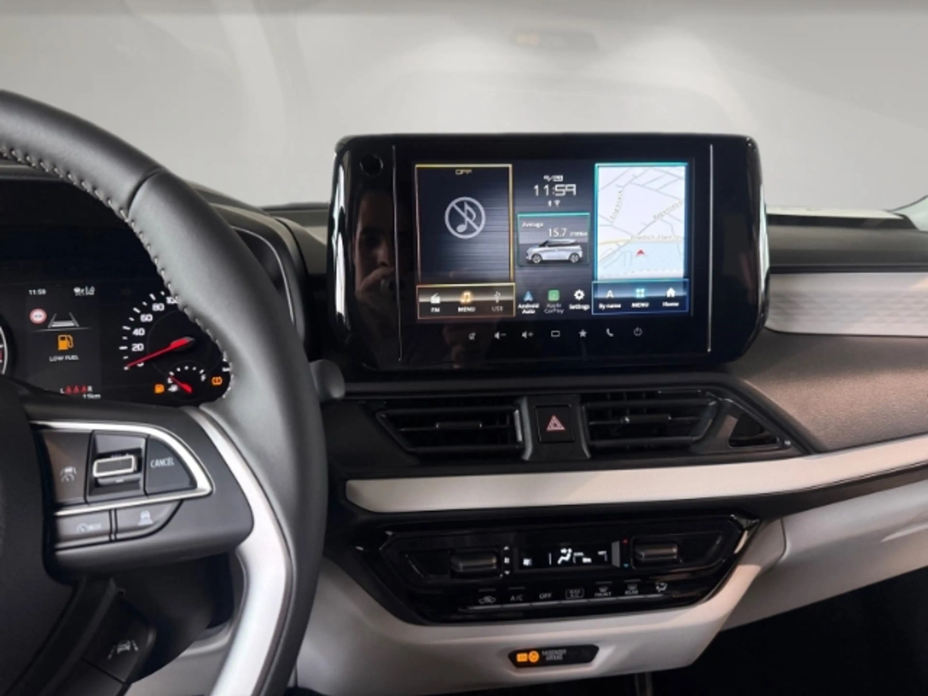 Suzuki Swift 1.2 CVT Hybrid Comfort Dualjet AUT, Apple CarPlay — photo 10