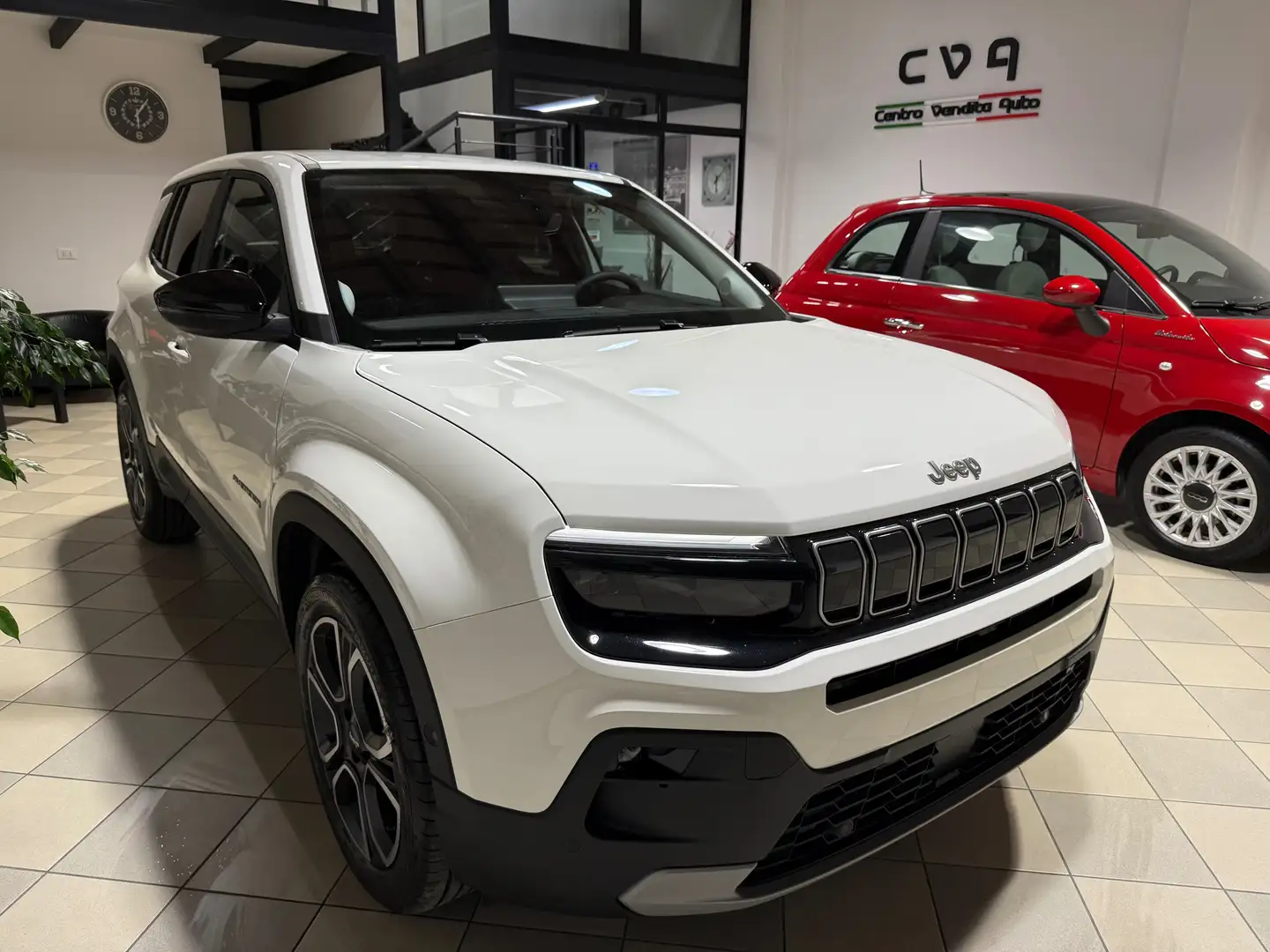 Jeep Avenger 1.2 101cav SUMMIT PACK INFOTAIMENT PRONTA CONSEGNA Bianco - 1