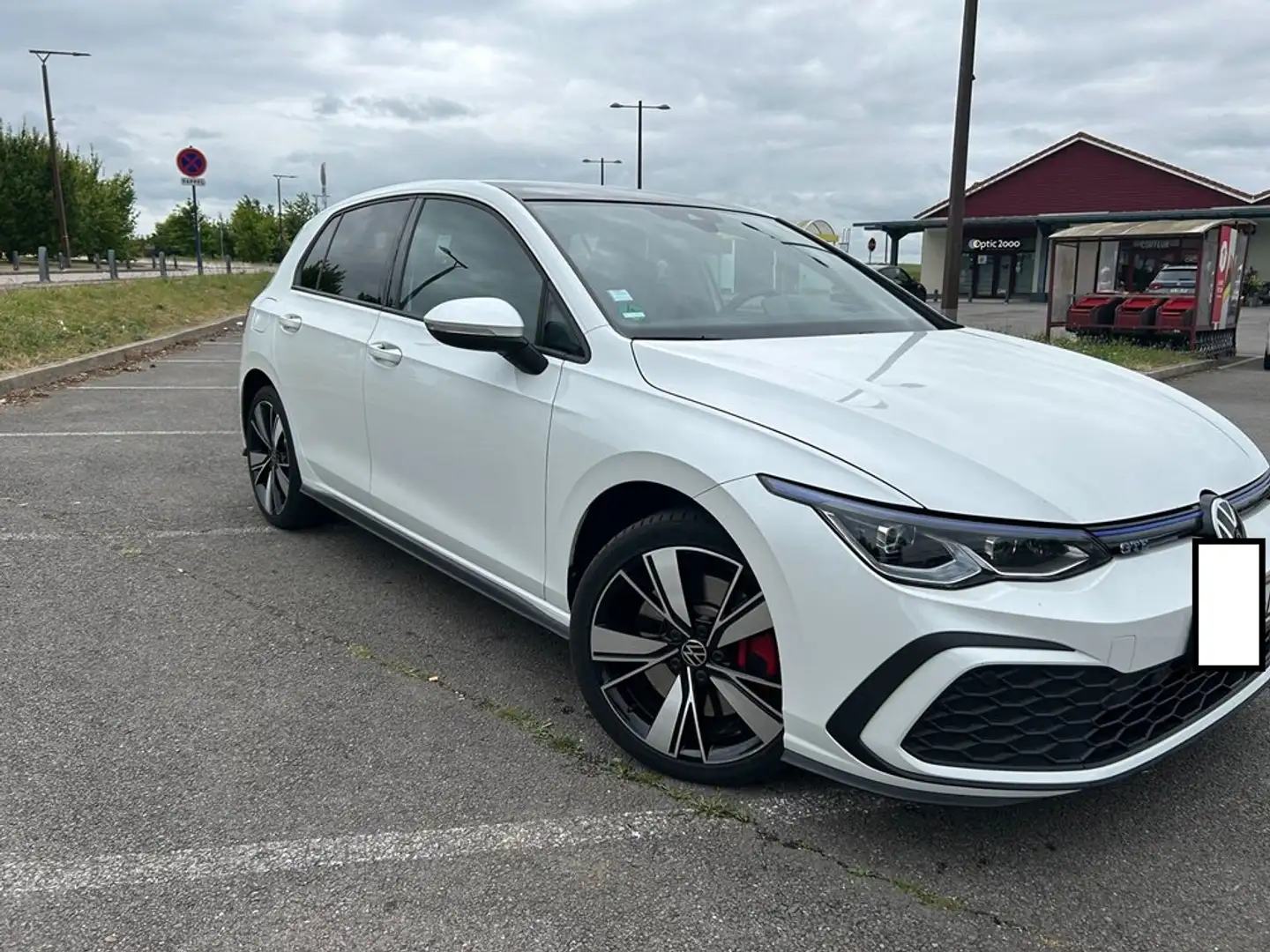 Volkswagen Golf GTE Blanc - 2