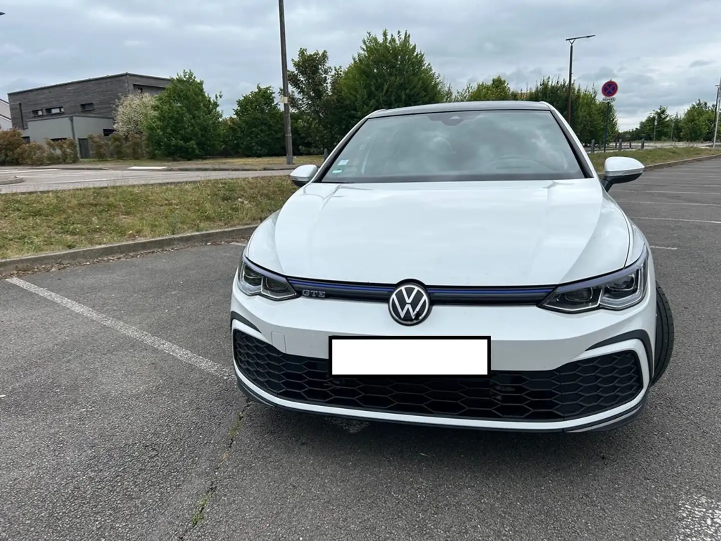 Volkswagen Golf GTE Blanc - 1