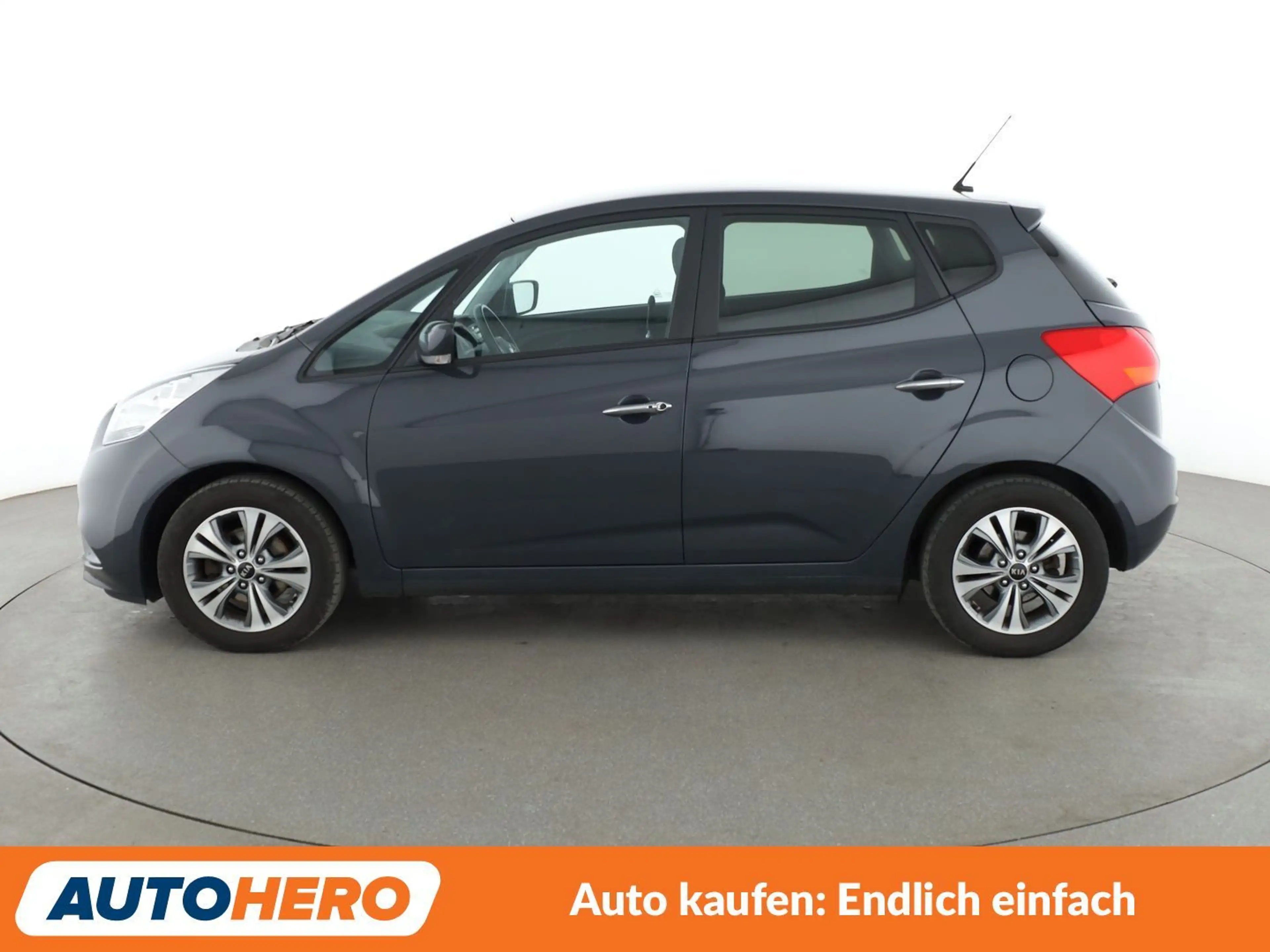 Kia Venga 1.6 Dream Team *PDC*SHZ*ALU* — photo 3