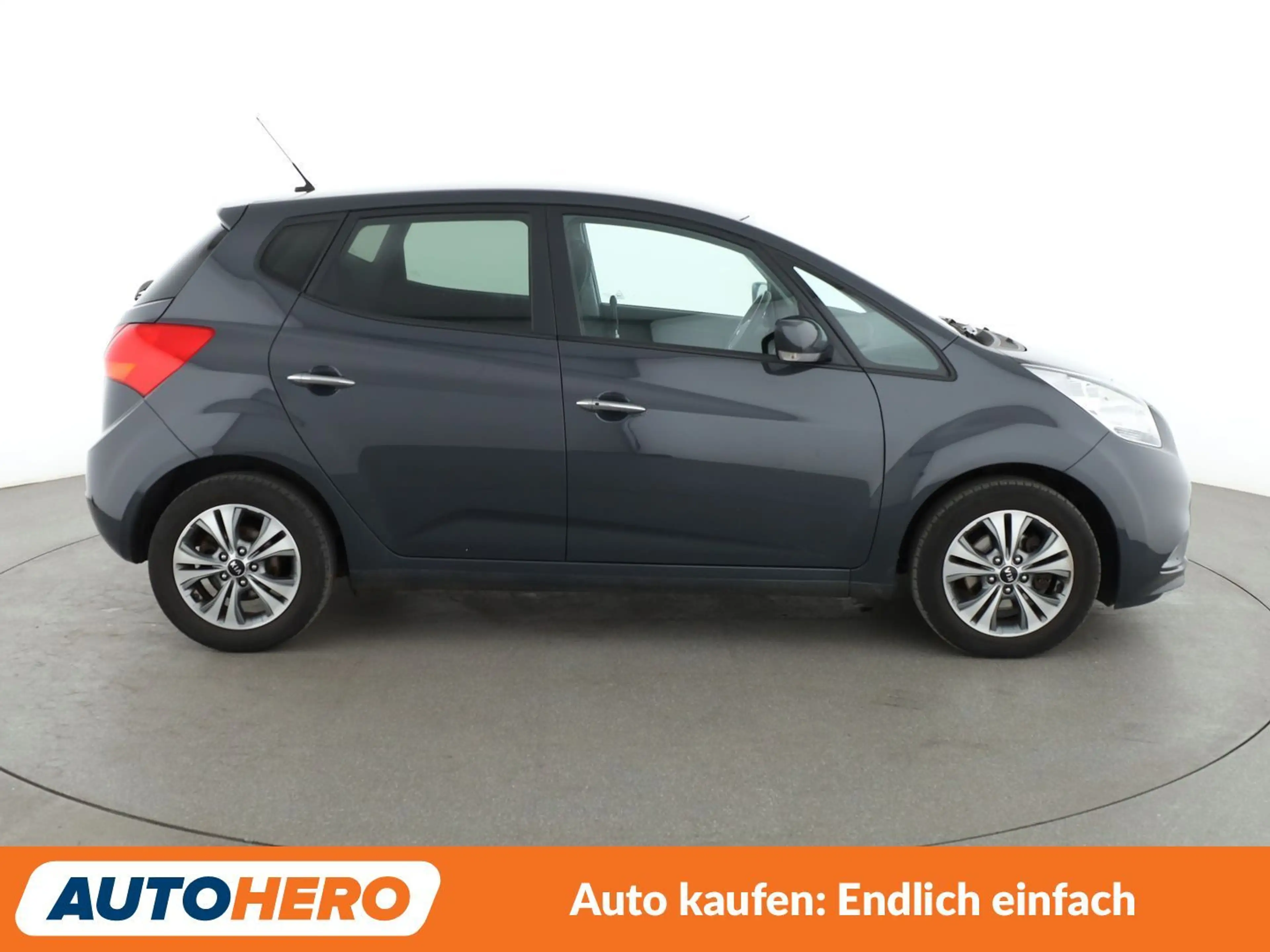 Kia Venga 1.6 Dream Team *PDC*SHZ*ALU* — photo 7