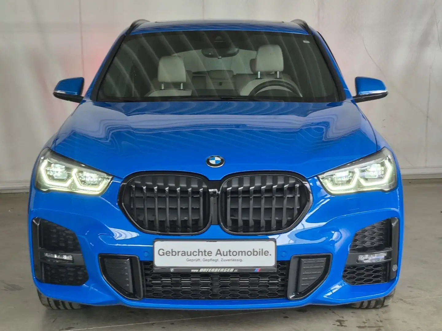 BMW X1 xDrive25e M Sportpaket / AHK Blau - 2
