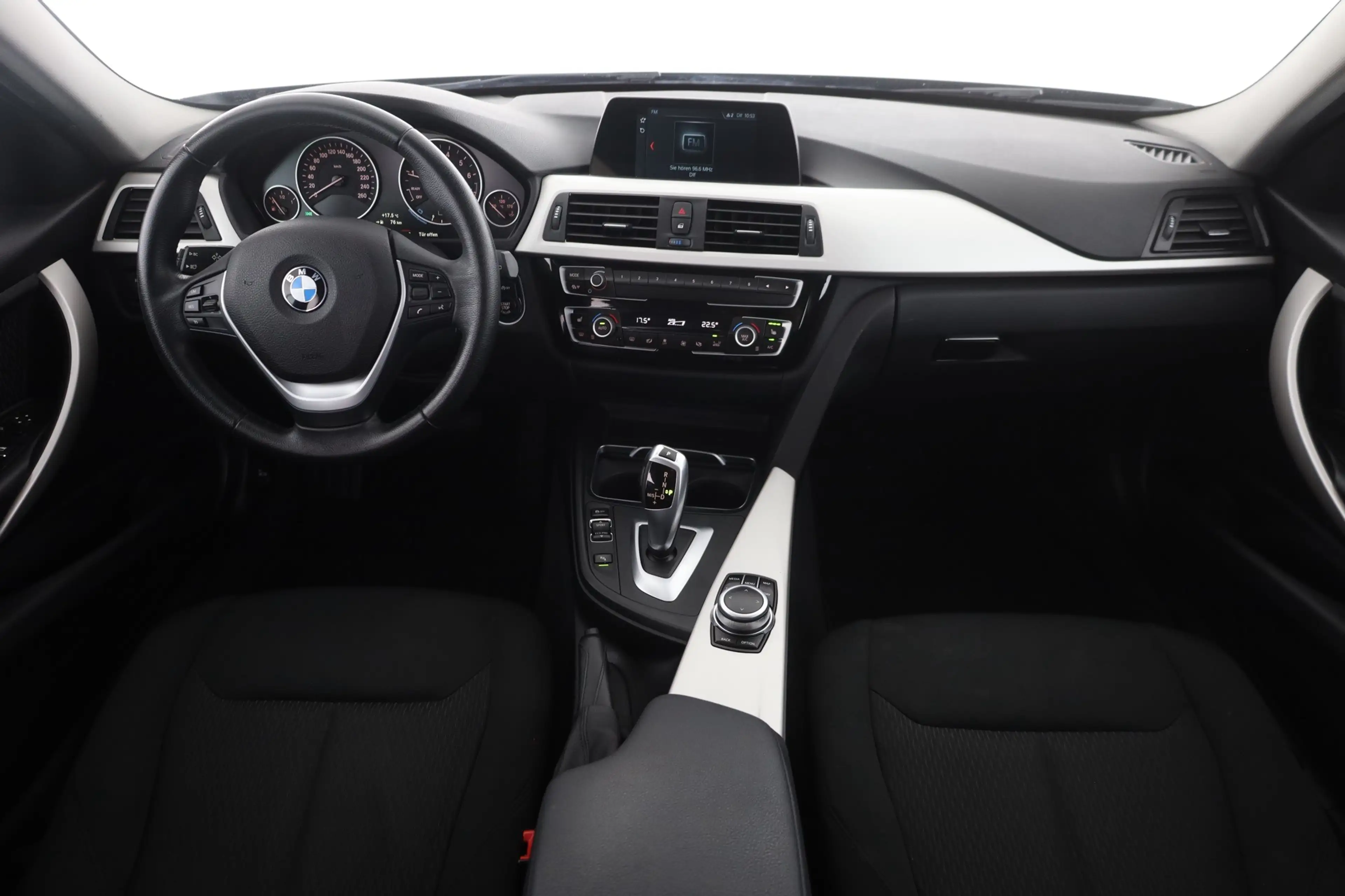 BMW 318 318i Touring Aut. Advantage LED Navi Tempomat — photo 9