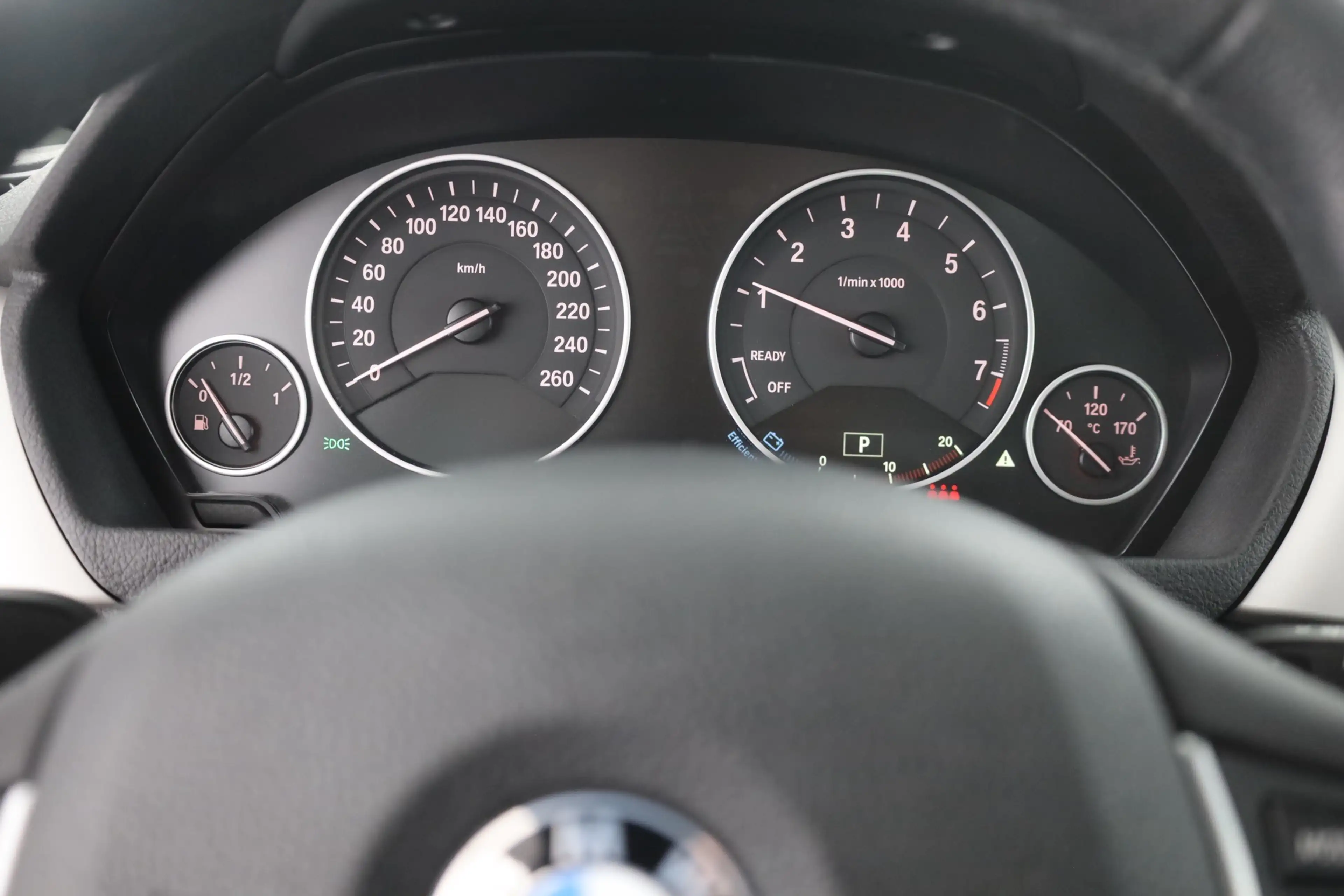 BMW 318 318i Touring Aut. Advantage LED Navi Tempomat — photo 11
