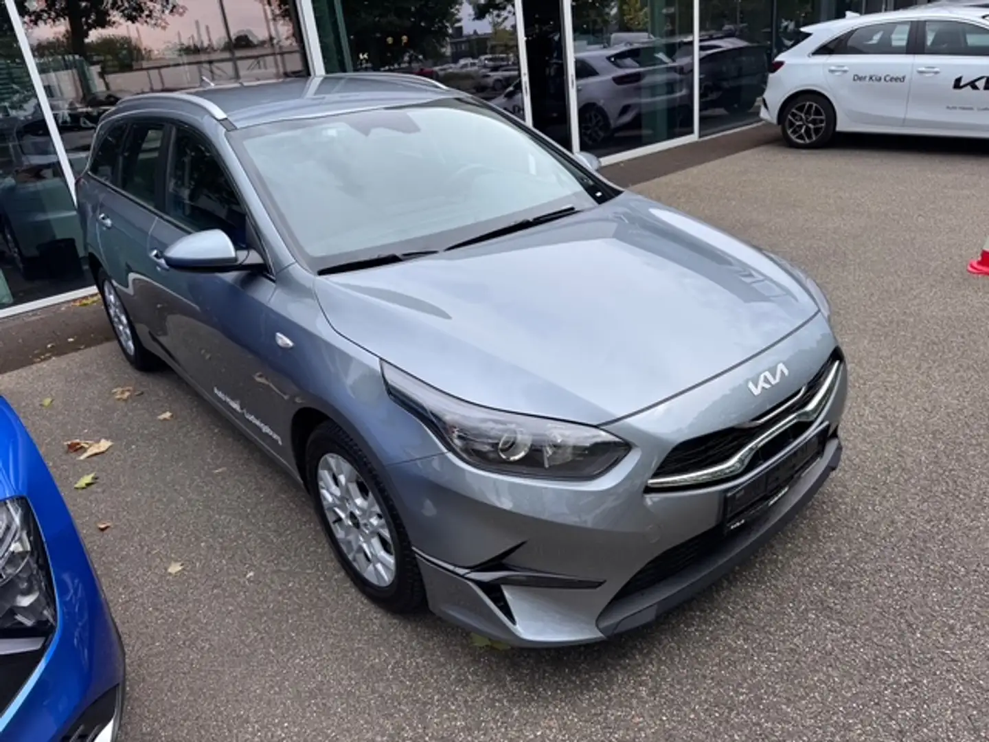 Kia Ceed / cee'd SW 1.5 T-GDI DCT7 OPF Vision - 2