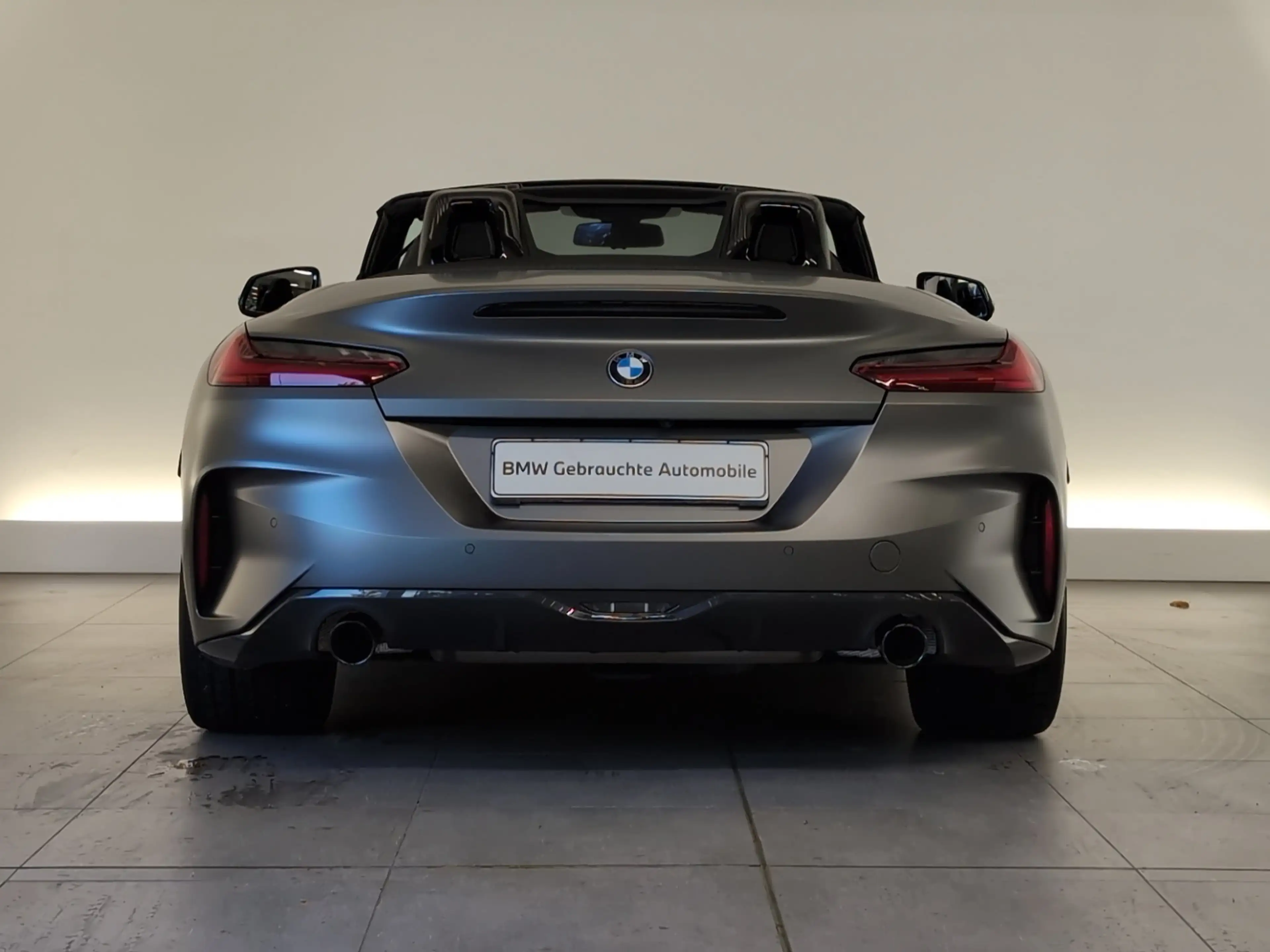 BMW Z4 sDrive 30i — photo 10