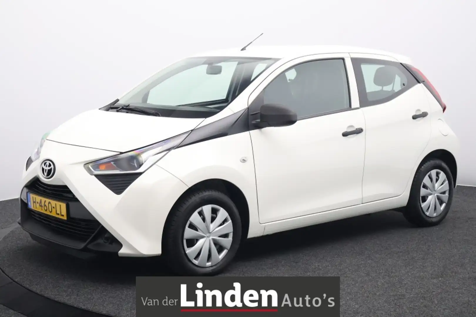 Toyota Aygo 1.0 VVT-i x-fun 5-Deurs | Airco | Bluetooth | Weiß - 1
