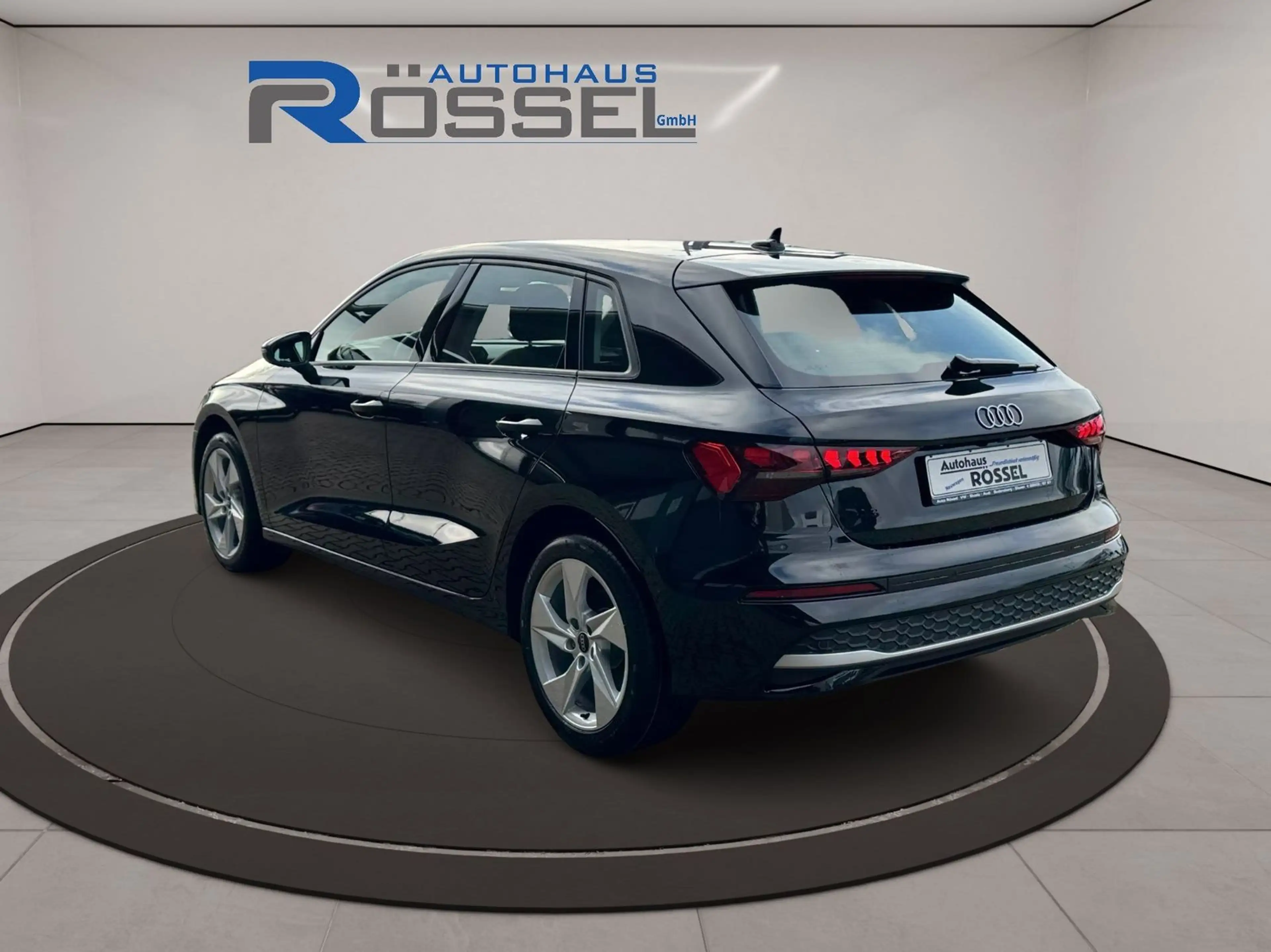 Audi A3 35 TFSI Sportback S-Tronic Advanced Navi el. — photo 7
