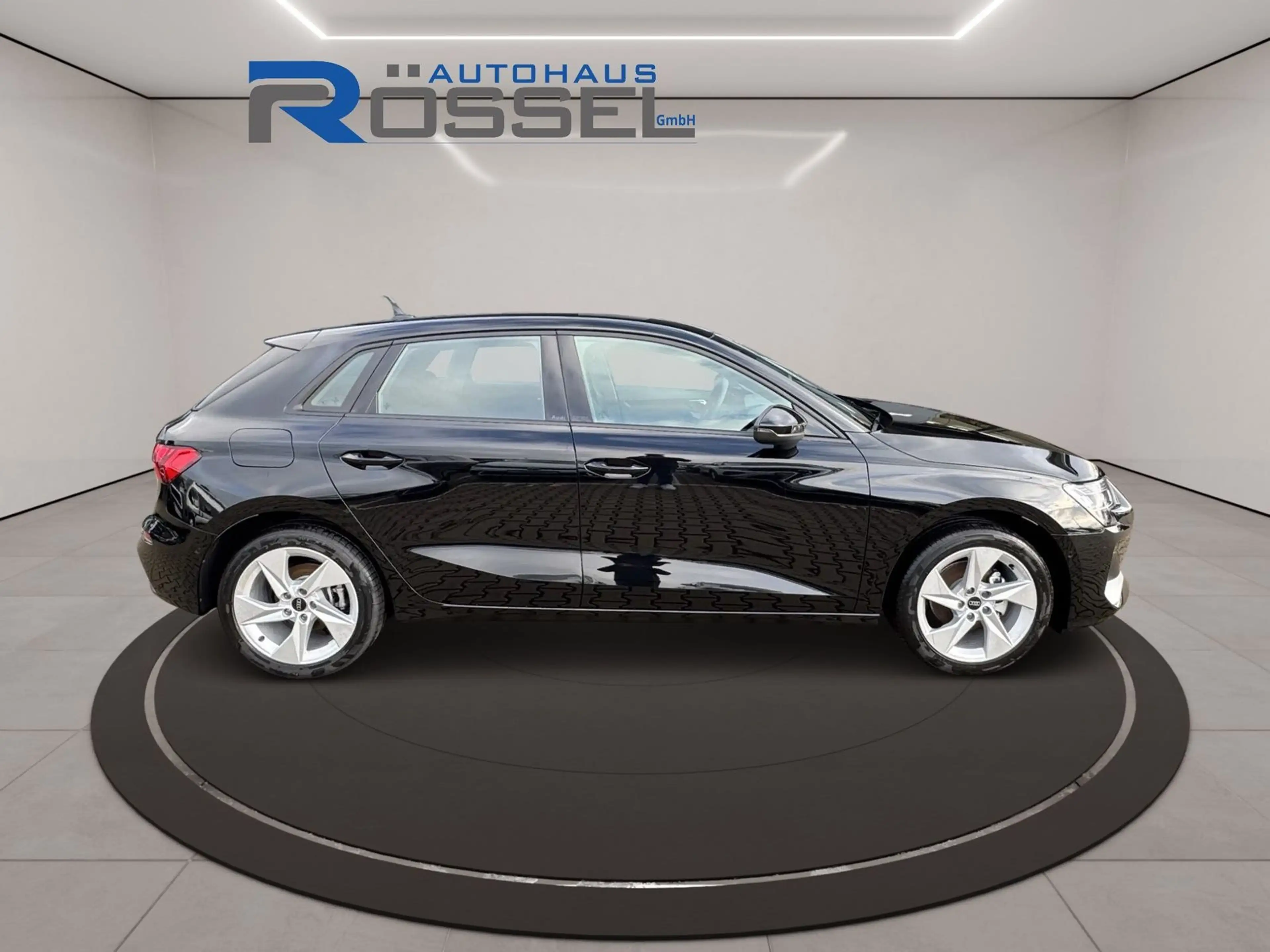 Audi A3 35 TFSI Sportback S-Tronic Advanced Navi el. — photo 4