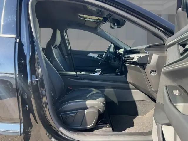 Renault Austral view 8