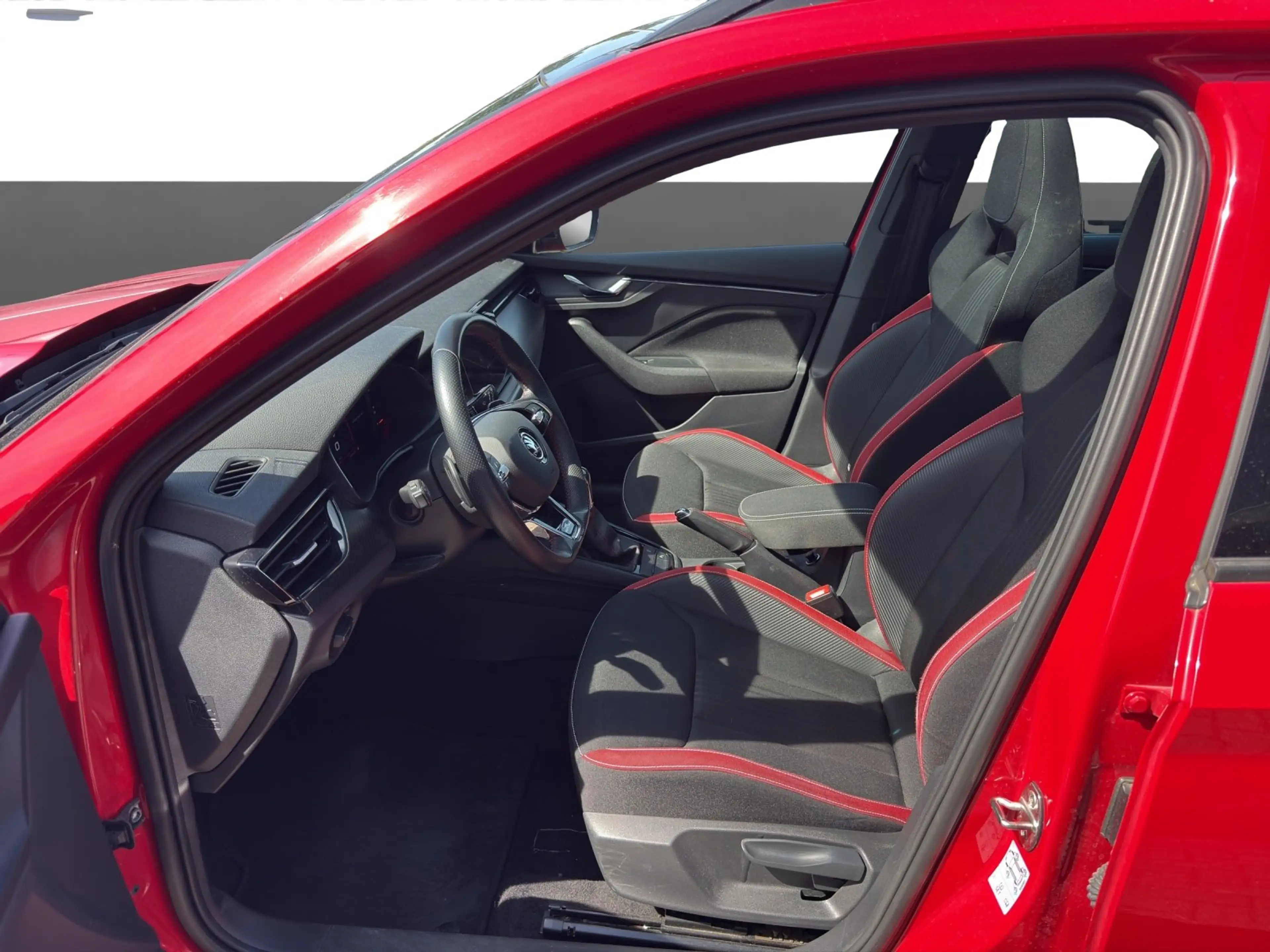 Skoda Kamiq 1.0 TSI Monte Carlo Kam.+KeyLess+LED+Navi — photo 12