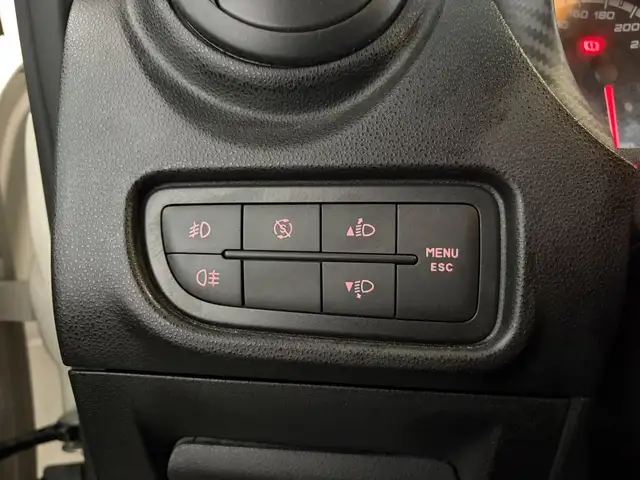 Alfa Romeo Mito view 8