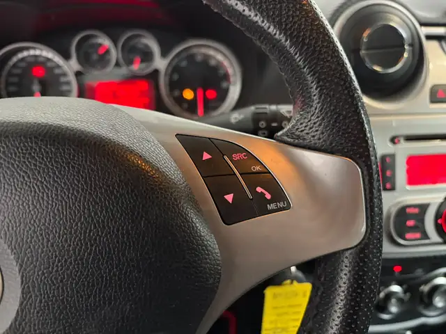 Alfa Romeo Mito view 12