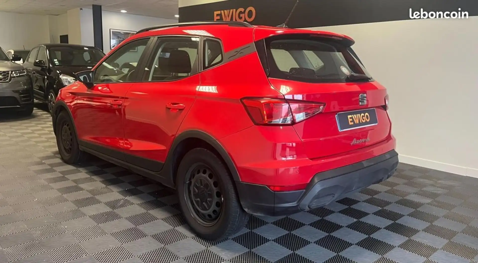 SEAT Arona 1.0 TGI 90 STYLE - 2