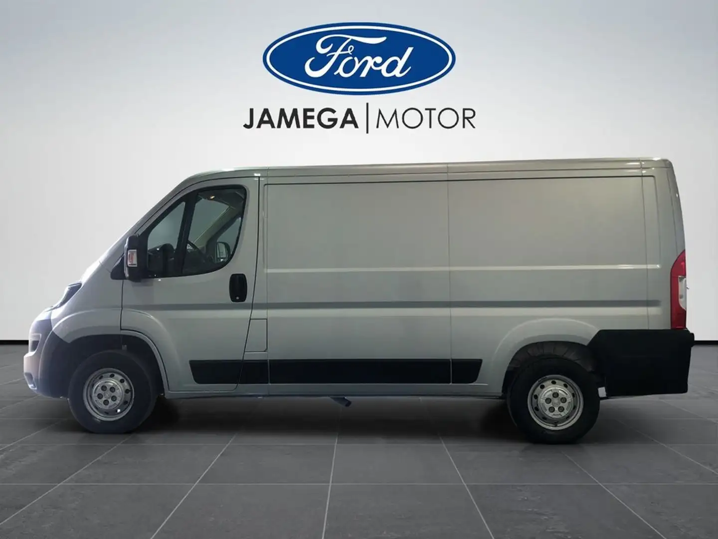 Peugeot Boxer 333 L2 H1 BHDI 103kW 140CV SS 6 V. M Gris - 2