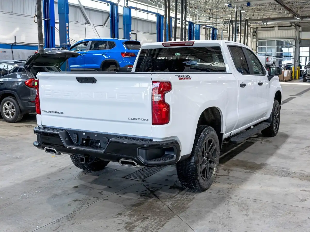 Chevrolet Silverado 1500 снимка Chevrolet Silverado 1500