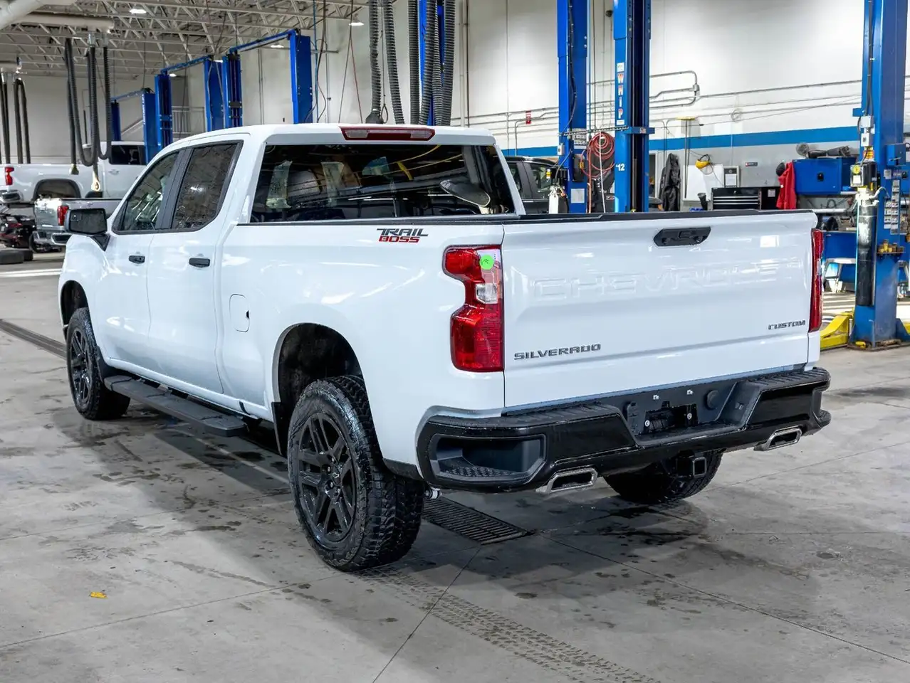 Chevrolet Silverado 1500 снимка Chevrolet Silverado 1500