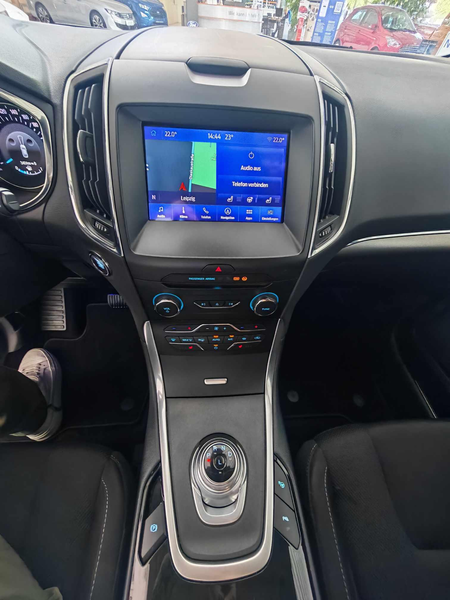 Ford S-Max Hybrid Titanium 7-SiTZER AHK NAVI KAMERA PP AUTOMA — photo 10