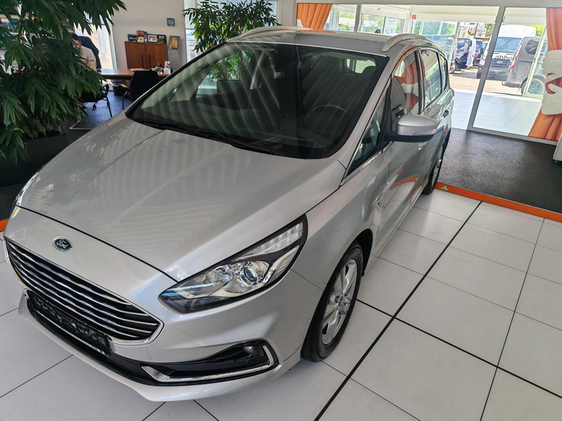 Ford S-Max Hybrid Titanium 7-SiTZER AHK NAVI KAMERA PP AUTOMA — photo 3