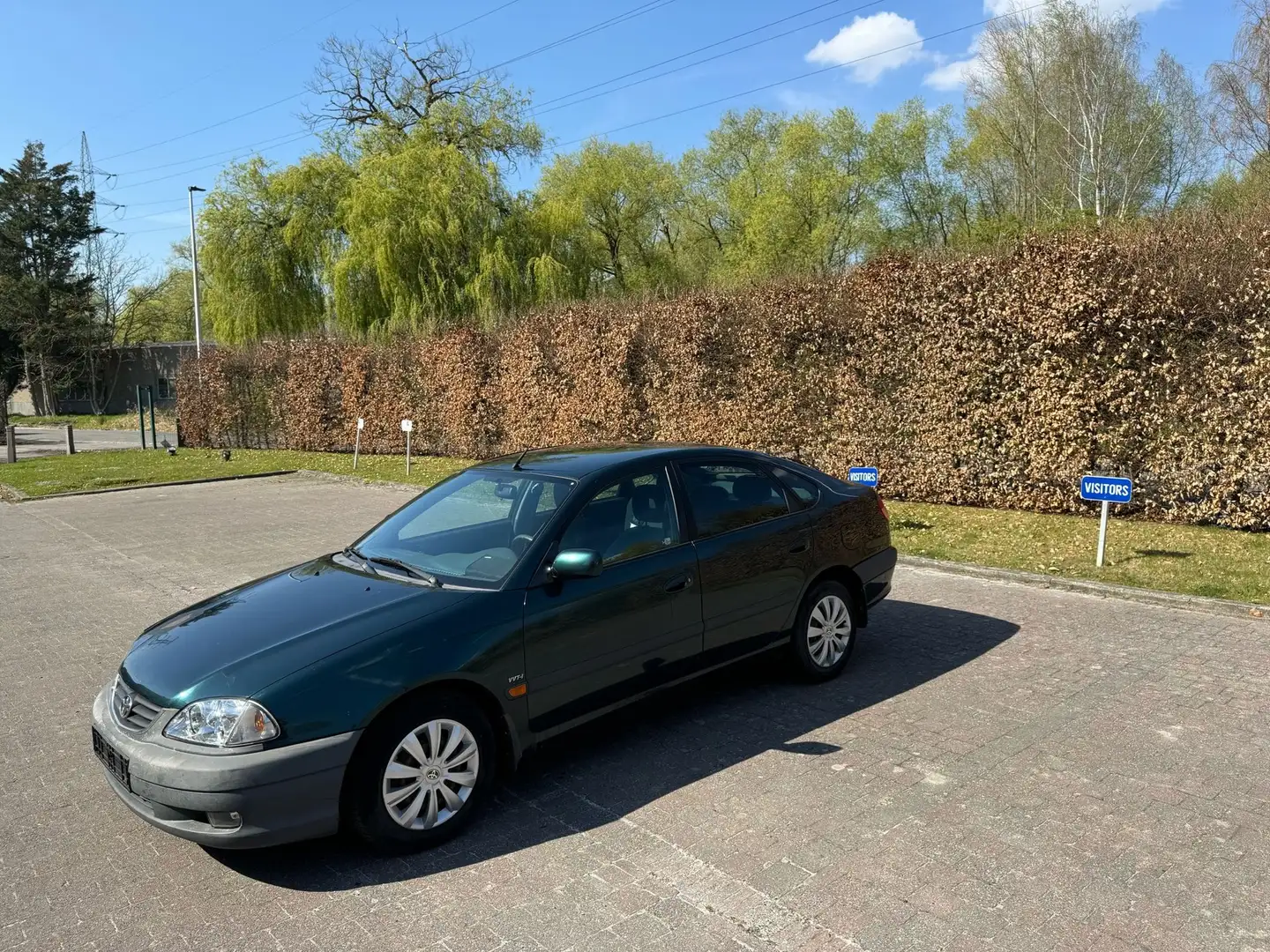 Toyota Avensis 1.8i VVT-i 16v Linea Sol AIRCO CLIMATISÉ 5 PORTES Zelená - 1
