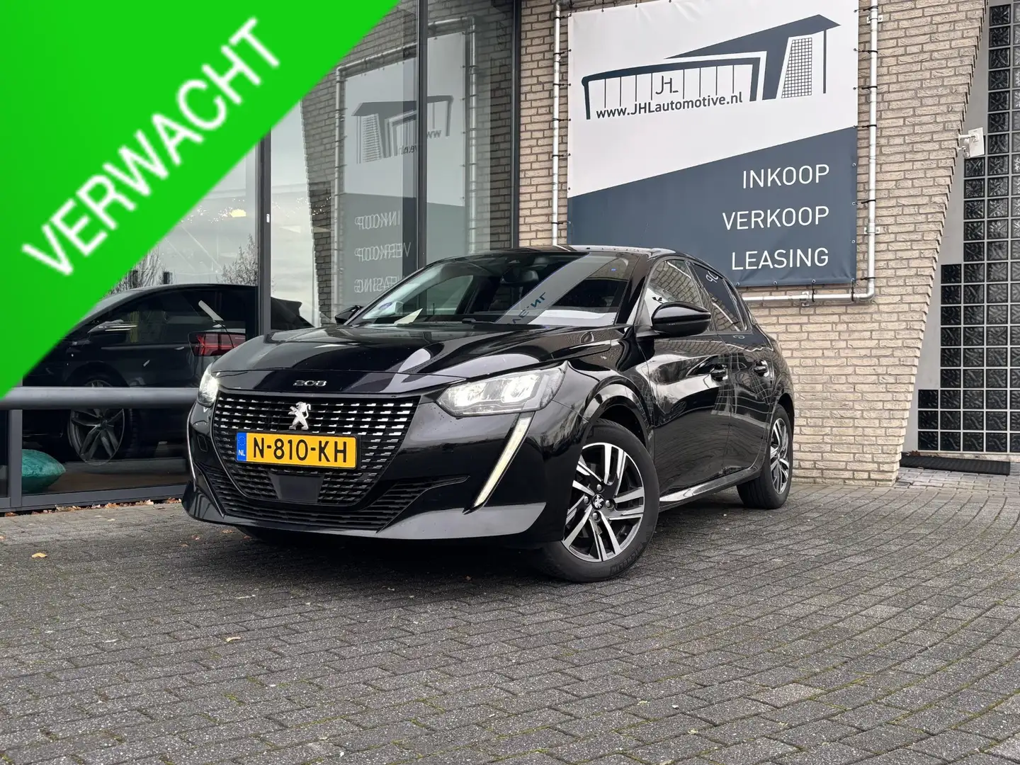 Peugeot 208 1.2 PureTech*AUTOM.*ECC*CRUISE*NAVI*CAM*CARPLAY* Zwart - 1