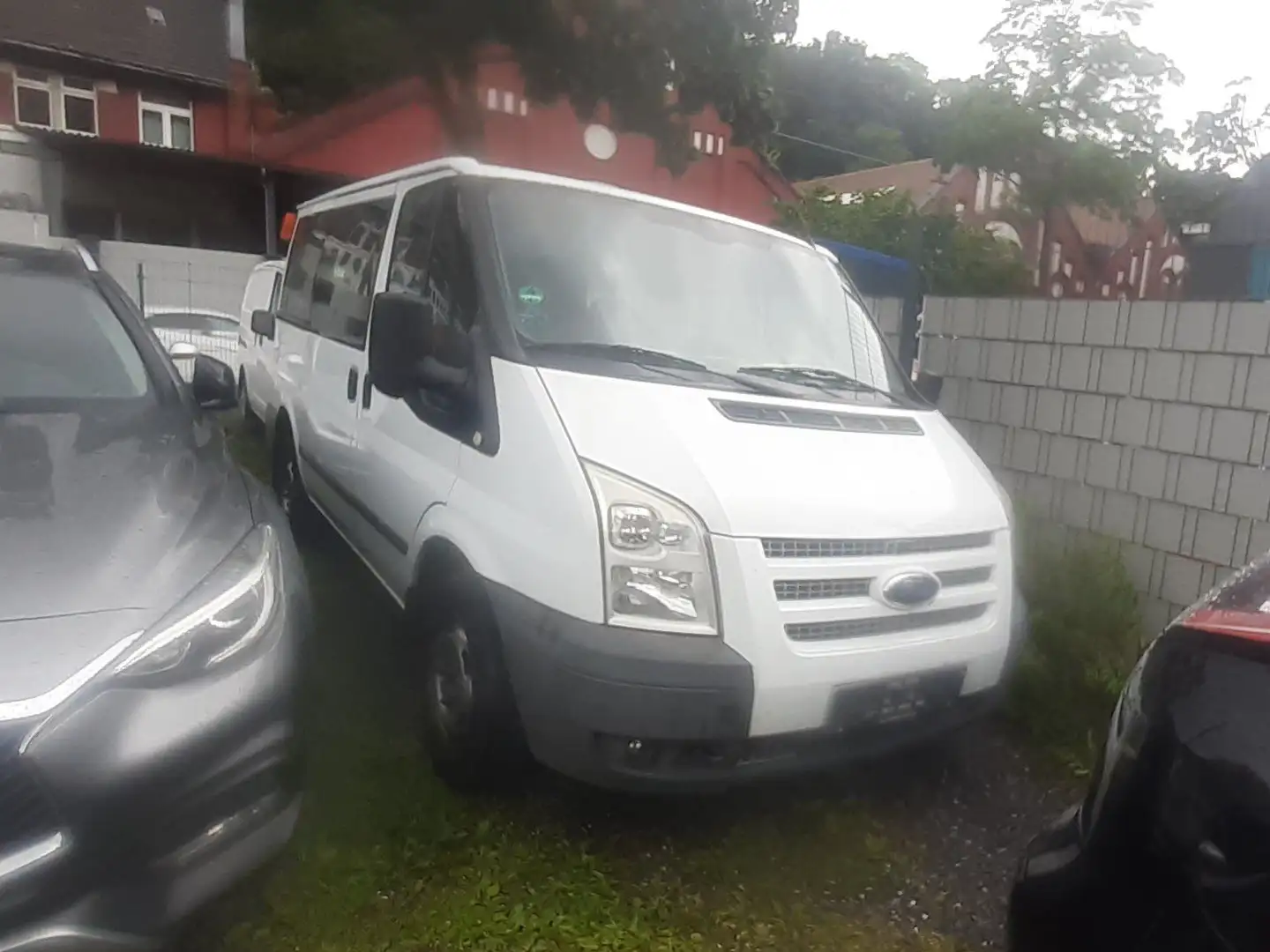 Ford Transit 9 sitze FT 300 K Trend KLIMAANLAGE EURO- 5 Weiß - 1