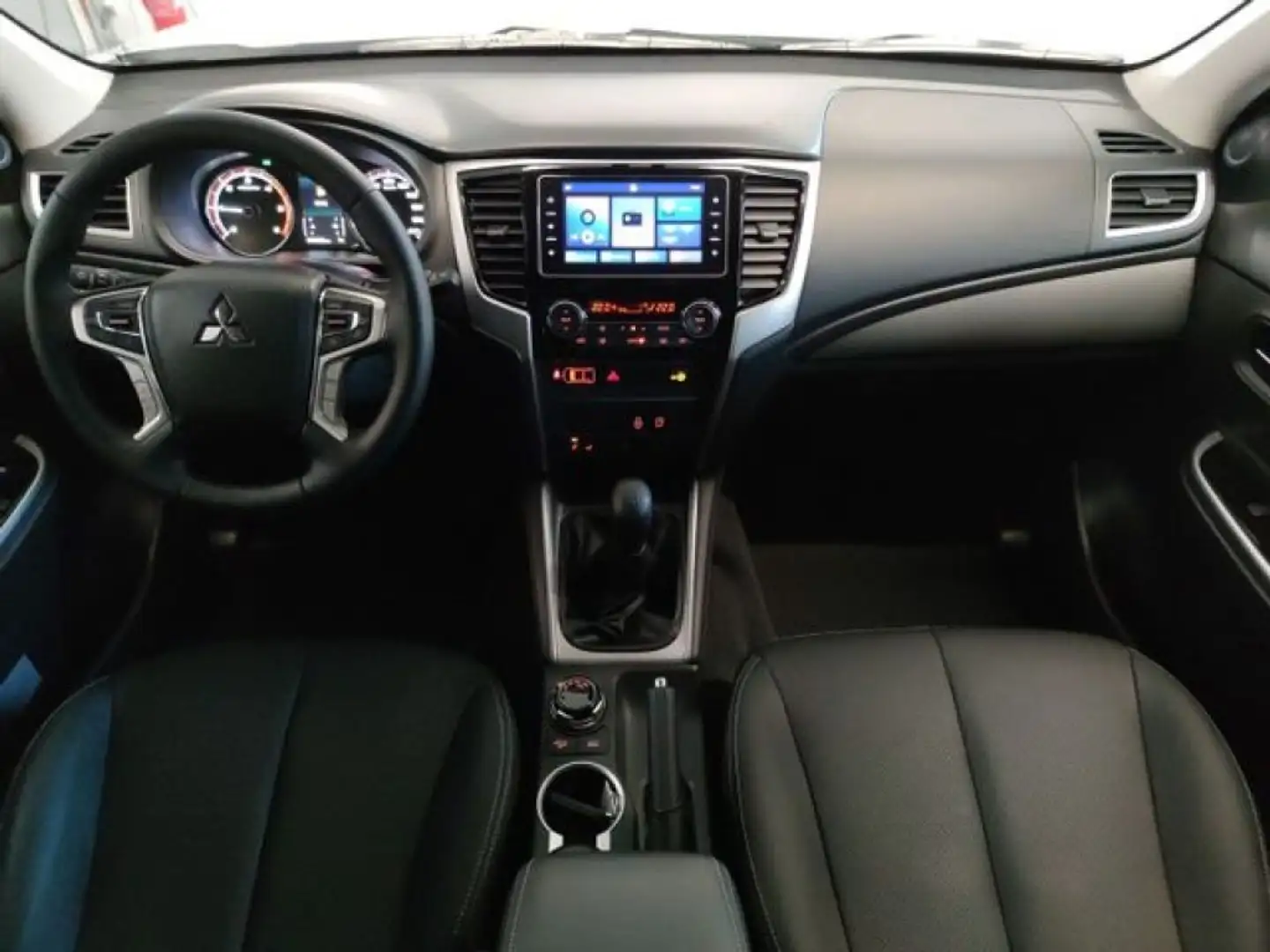 Mitsubishi L200 2.2 DI-D Blanc - 1