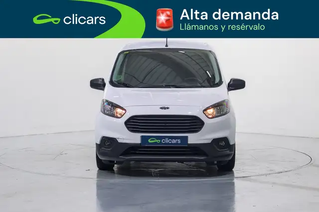 Ford Transit Courier view 2