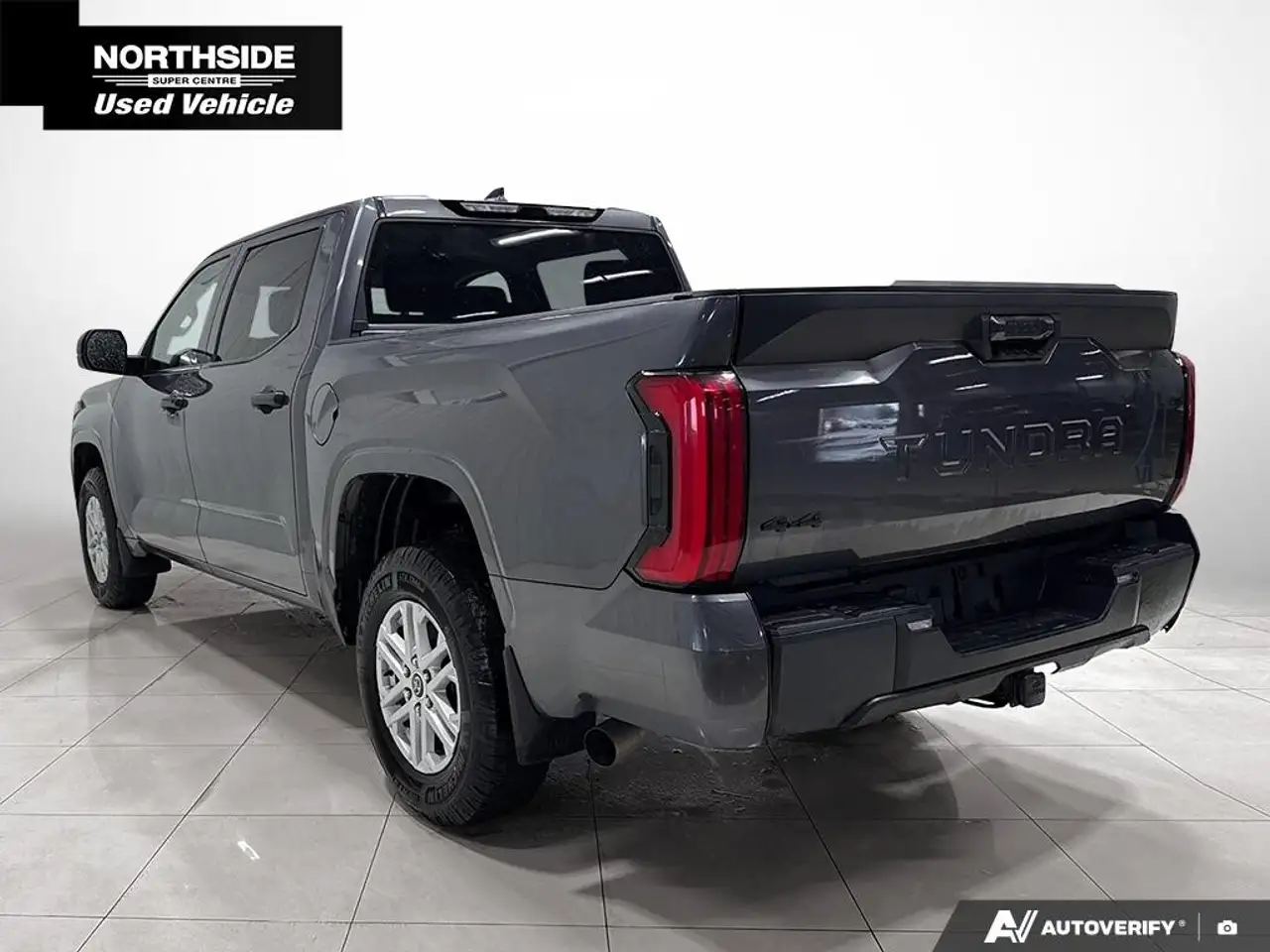 Toyota Tundra снимка Toyota Tundra