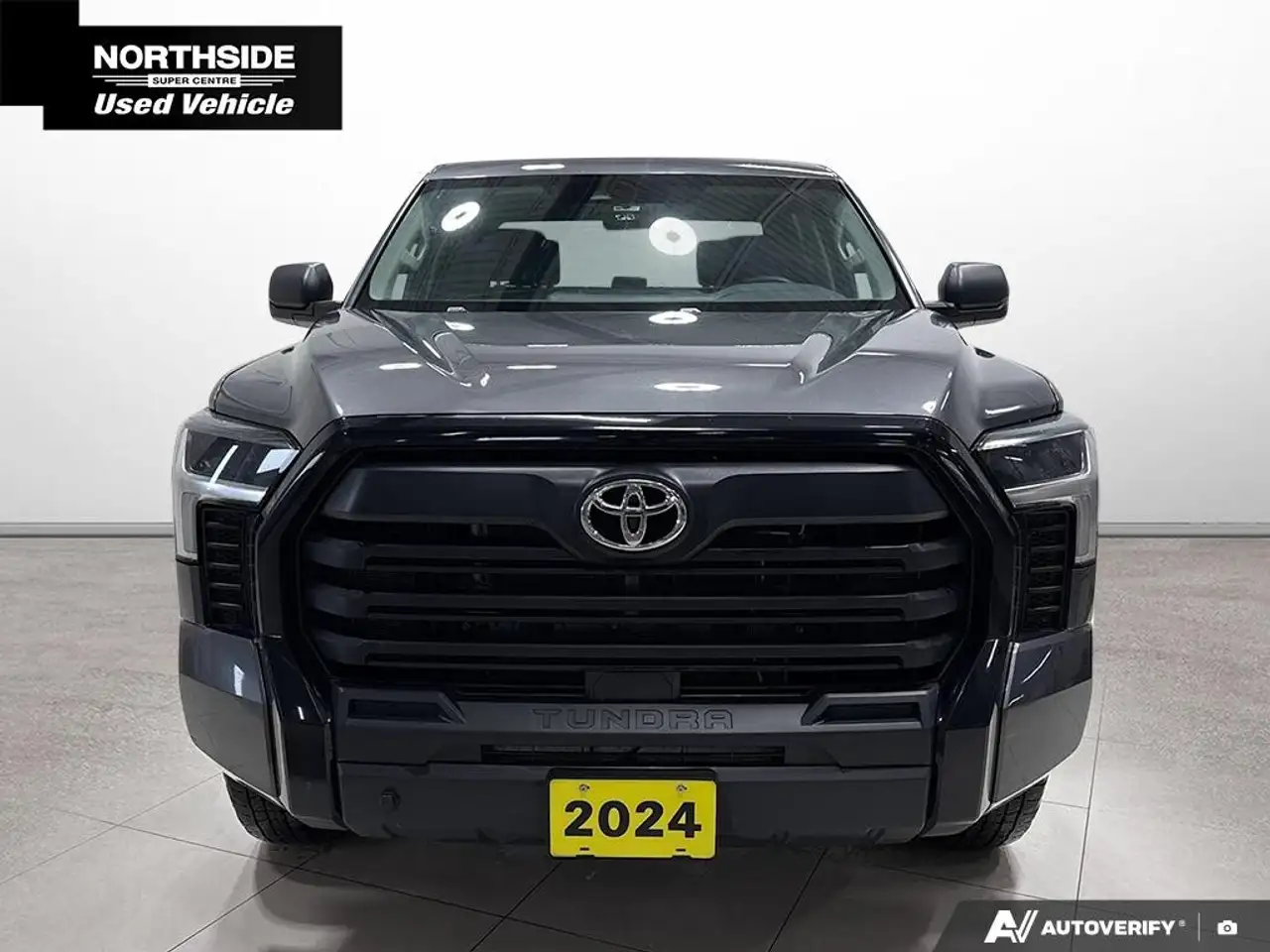 Toyota Tundra снимка Toyota Tundra