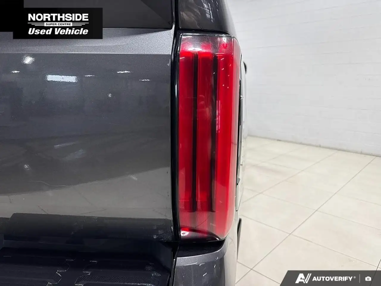 Toyota Tundra снимка Toyota Tundra