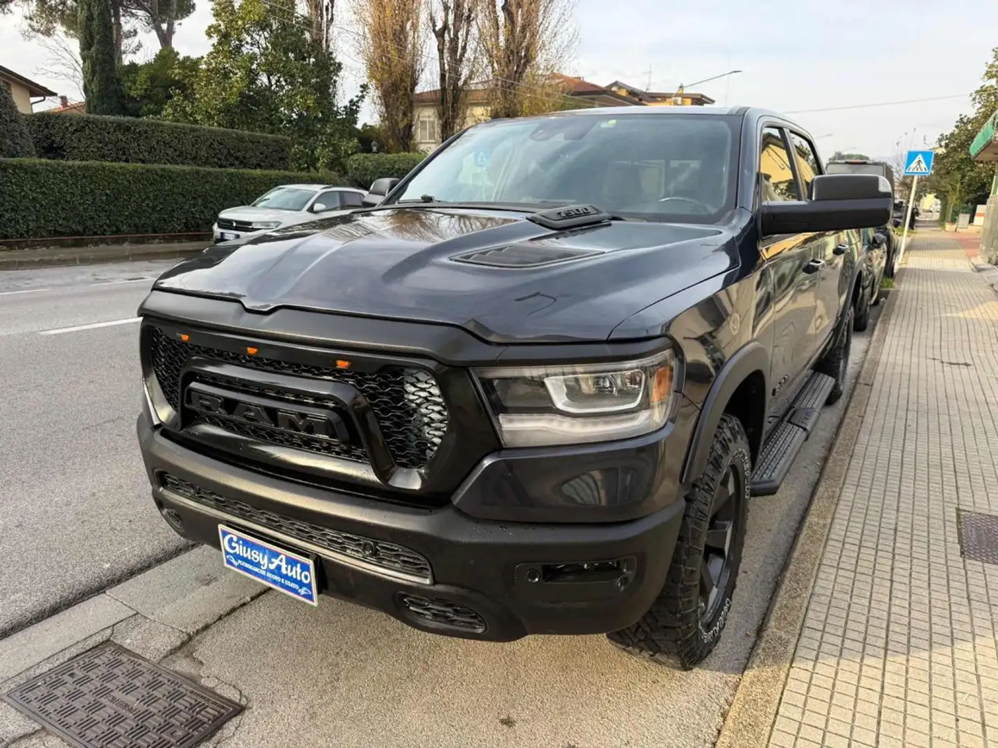 Dodge RAM RAM 1500 GPL CREW CAB REBEL Grigio - 1