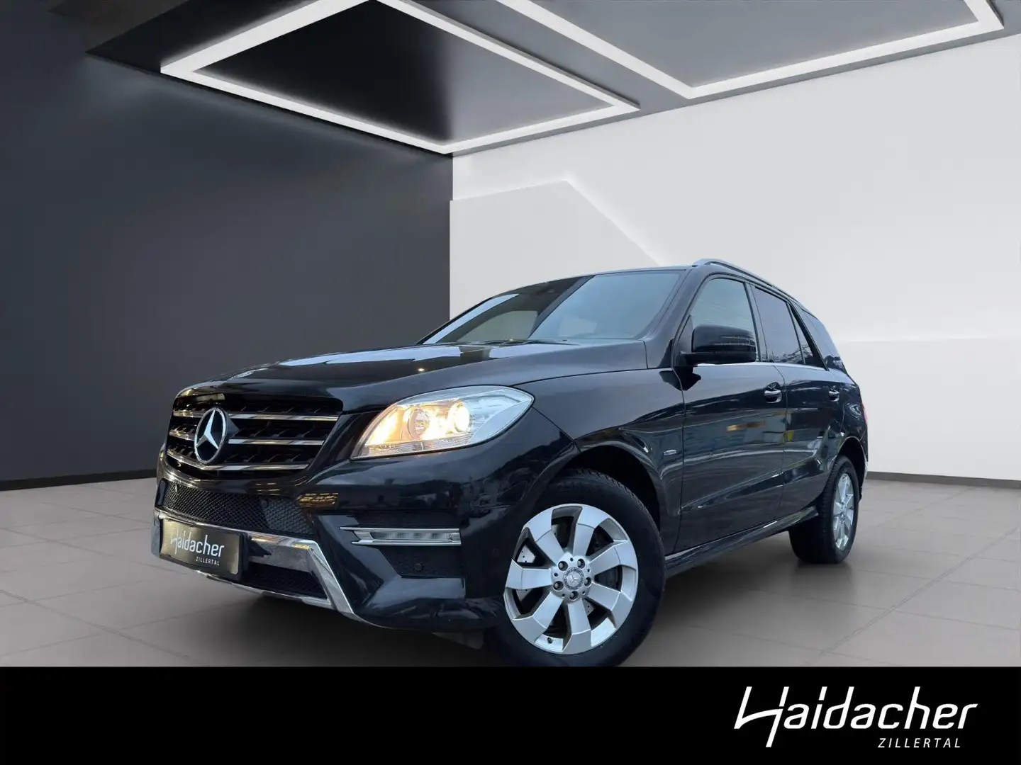 Mercedes-Benz ML 350 BlueTEC 4MATIC Off-Roader AHK Shz PTS Ambi Schwarz - 1