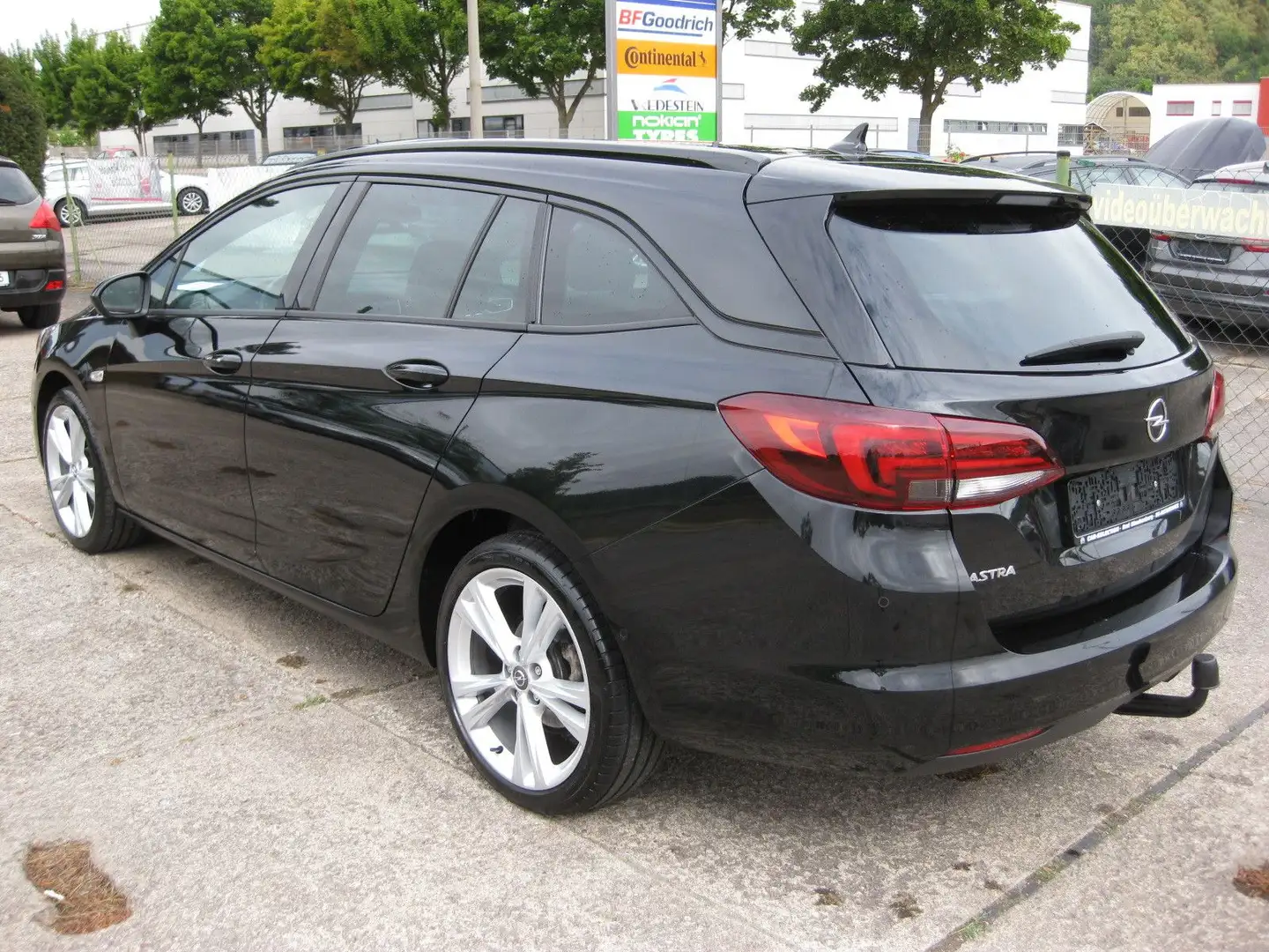 Opel Astra K Sports**Ultimate Sport Paket** Noir - 2