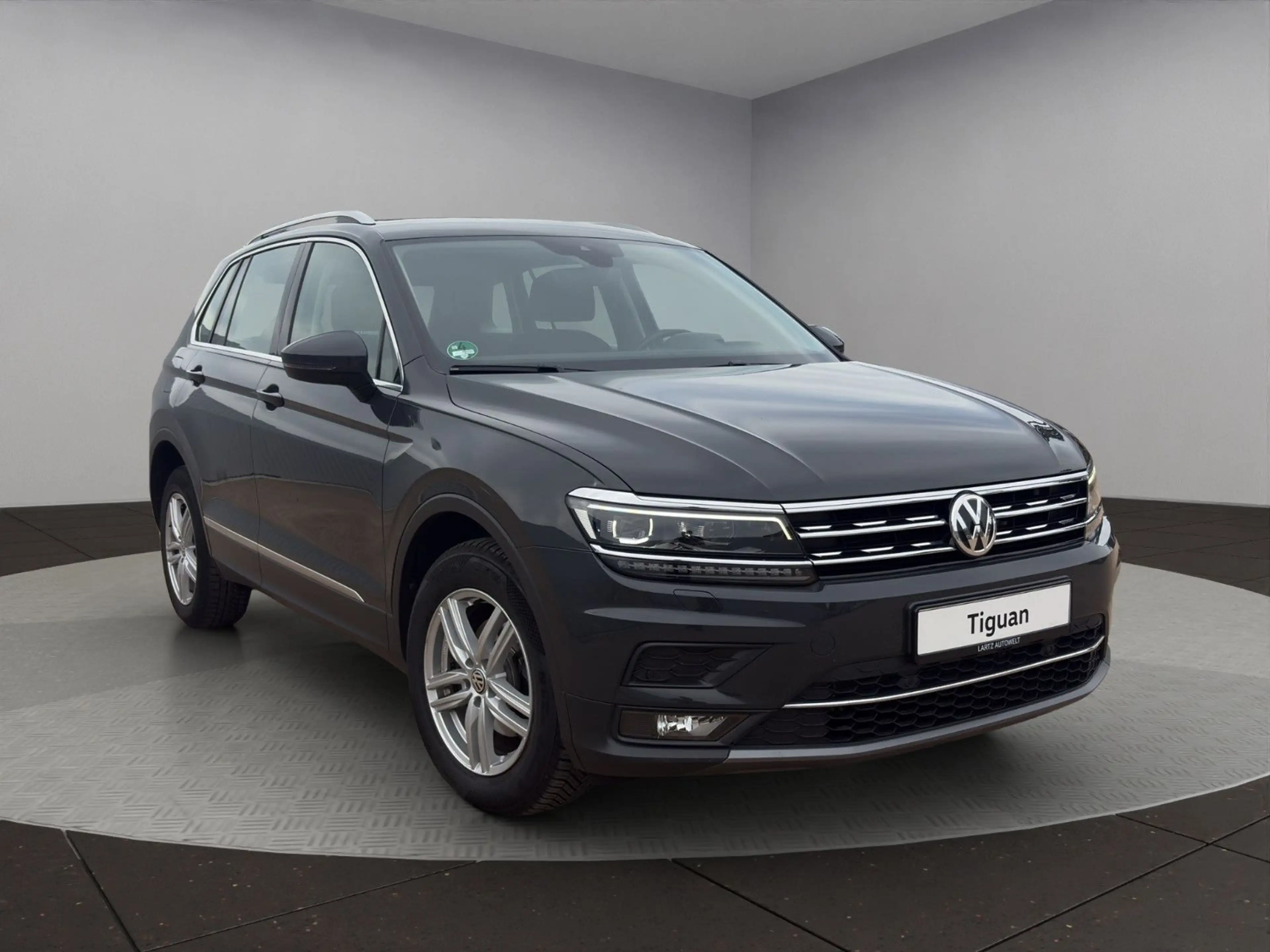 Volkswagen Tiguan Highline/LED/DSG/ACC/Lenkr.Hz — photo 7