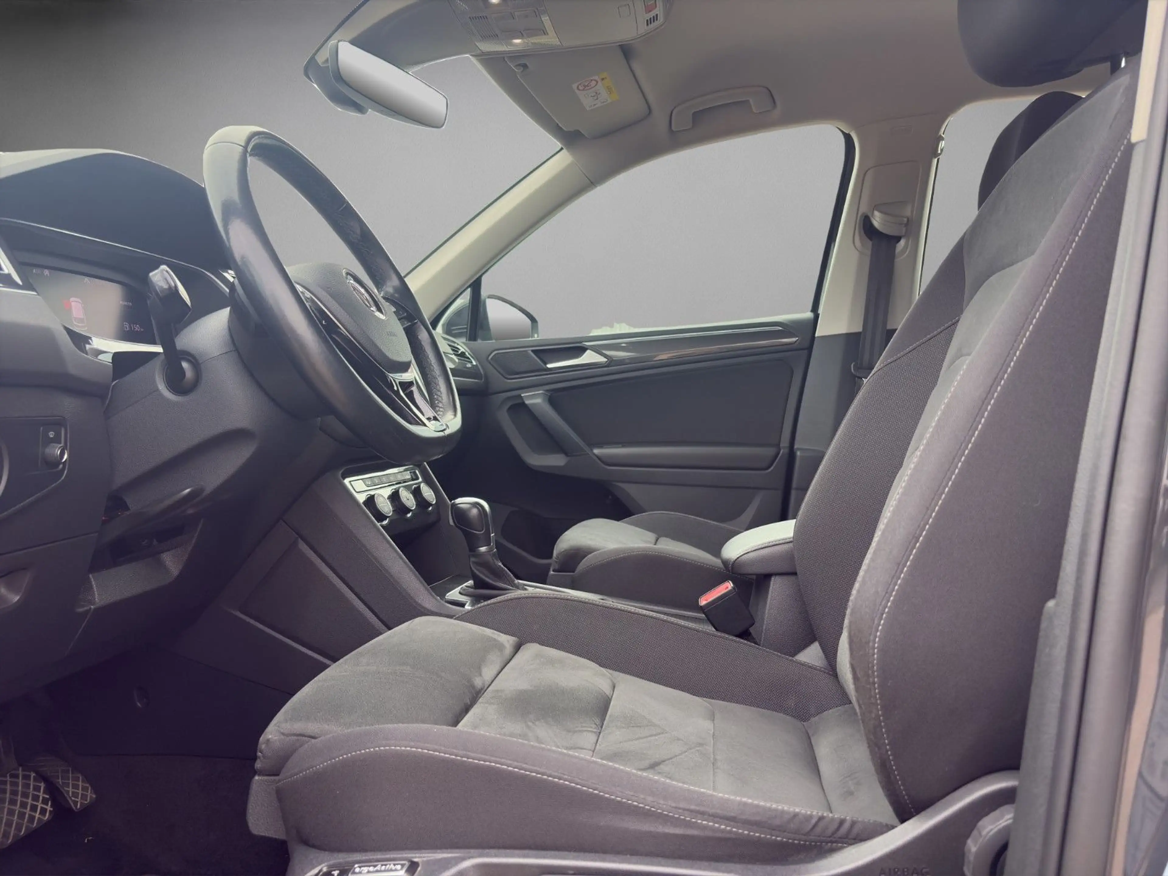 Volkswagen Tiguan Highline/LED/DSG/ACC/Lenkr.Hz — photo 10