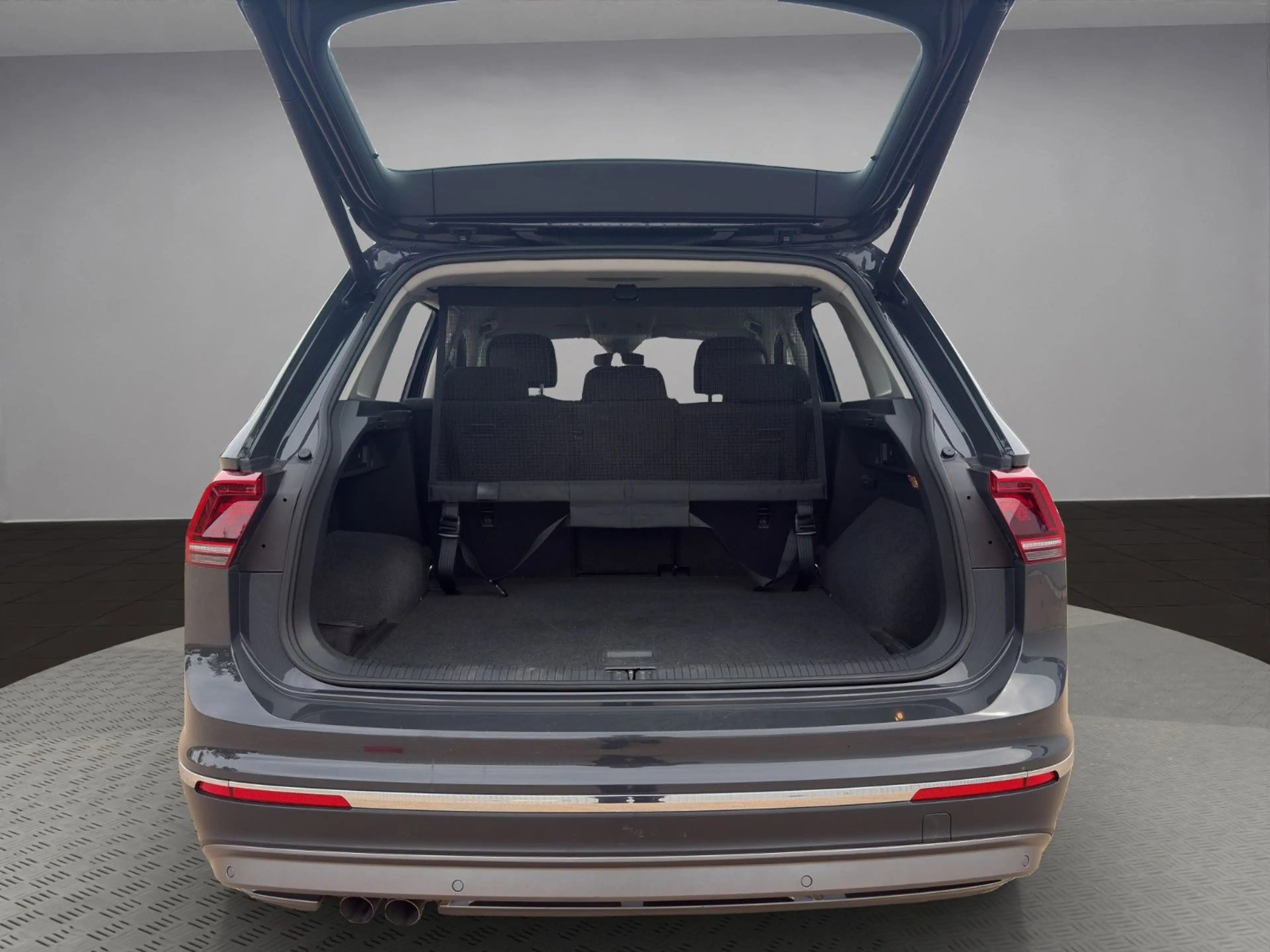 Volkswagen Tiguan Highline/LED/DSG/ACC/Lenkr.Hz — photo 14