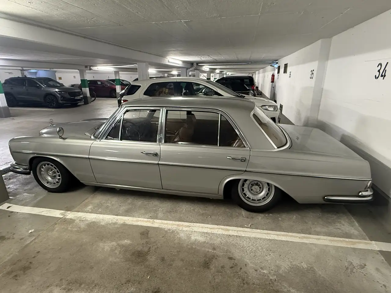 Mercedes-Benz S 300 SEL 6.3, foto 1